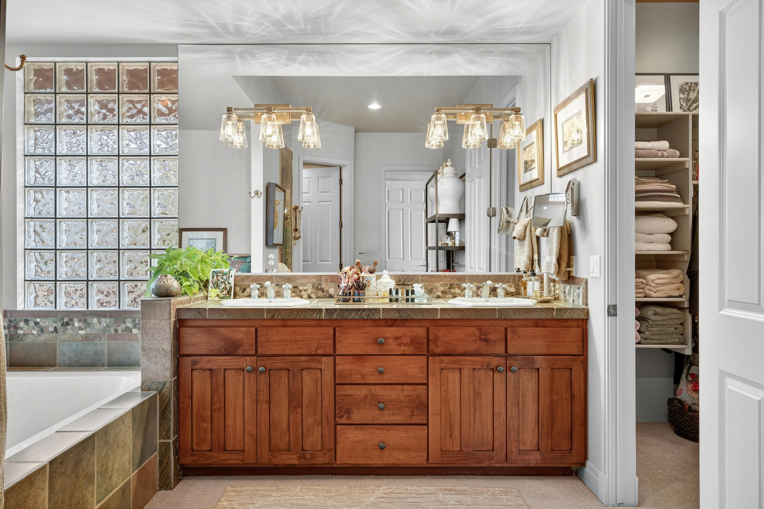 STONEBROOK - Residential