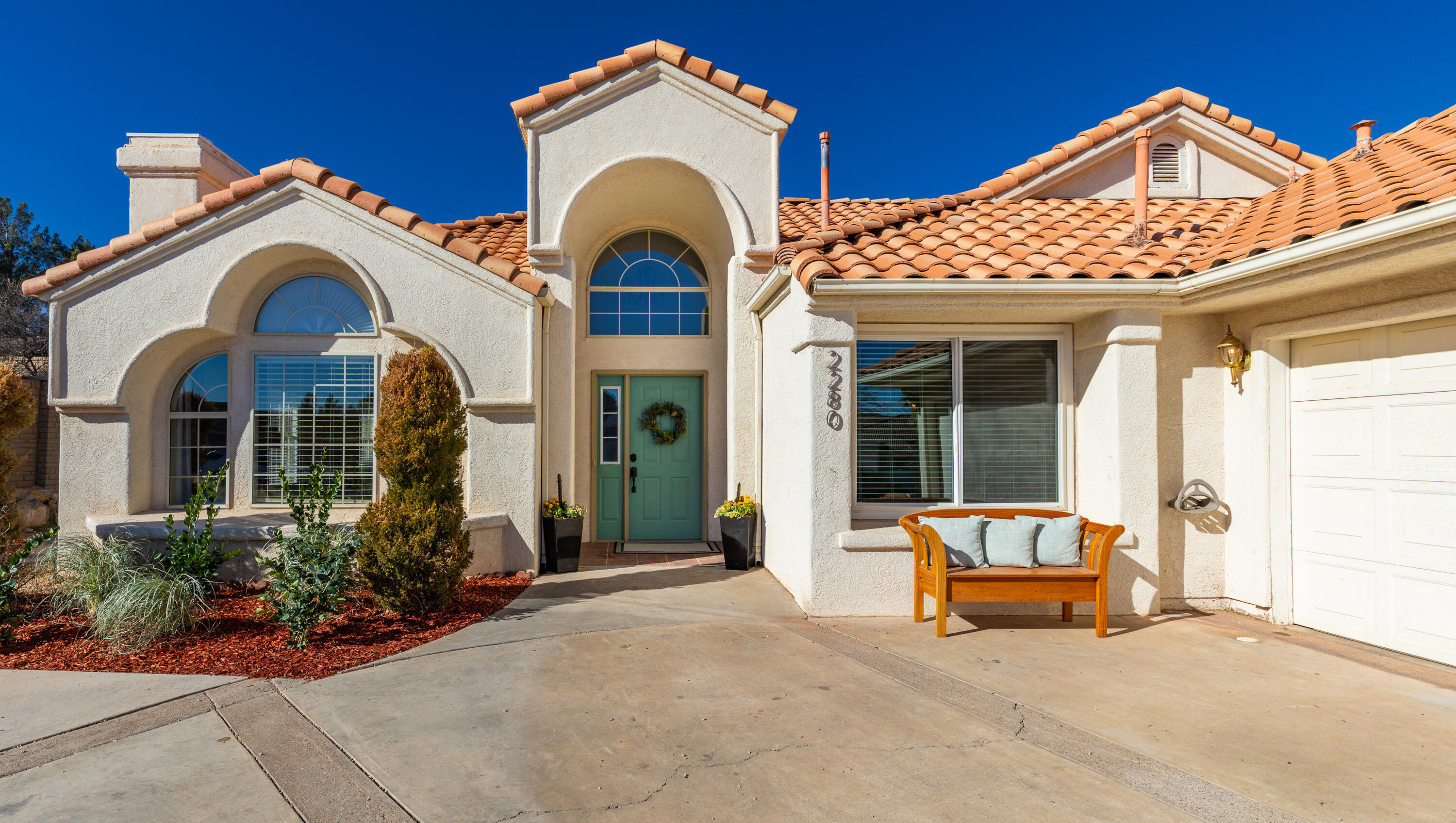 BLOOMINGTON HILLS - Residential