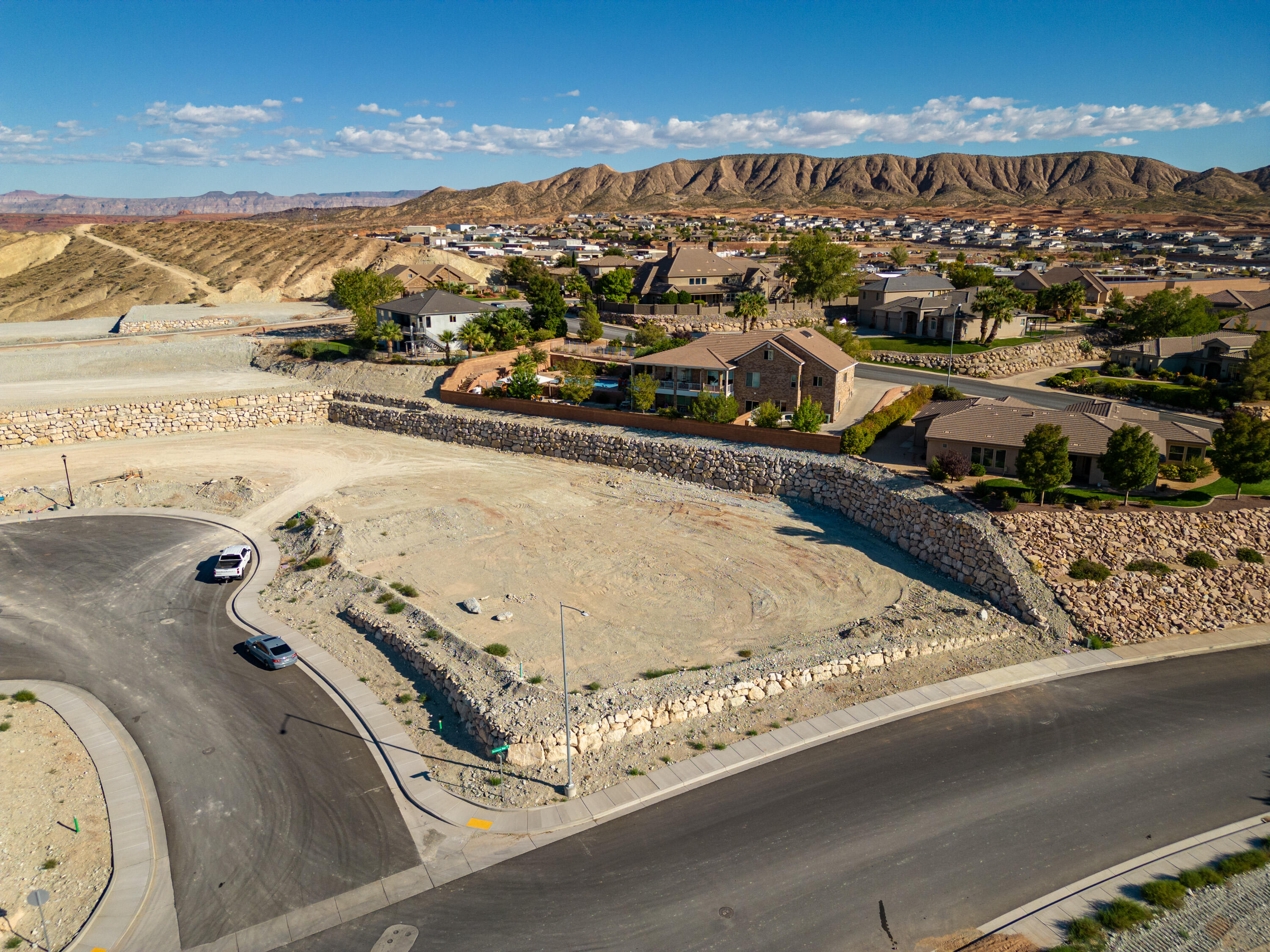 INDIAN KNOLLS - Land