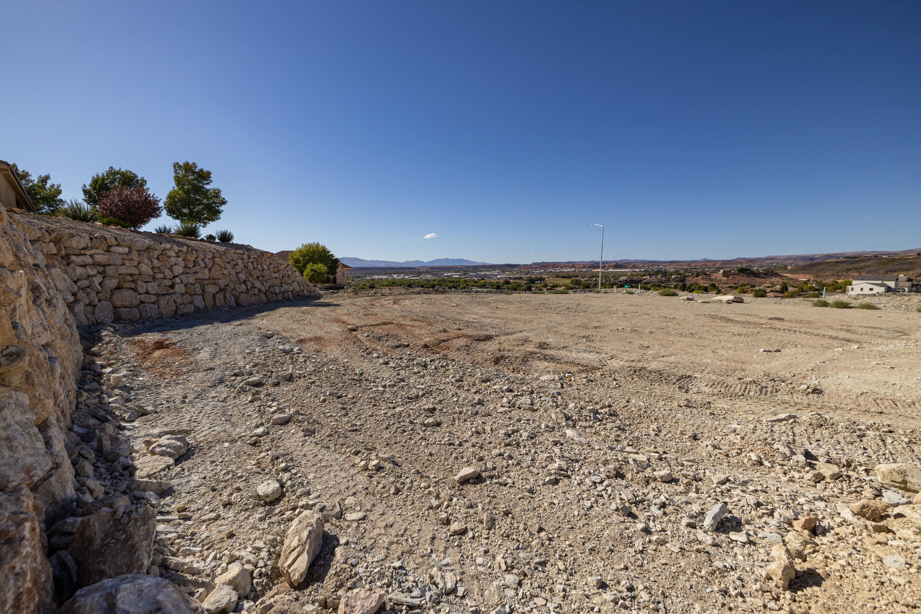 INDIAN KNOLLS - Land