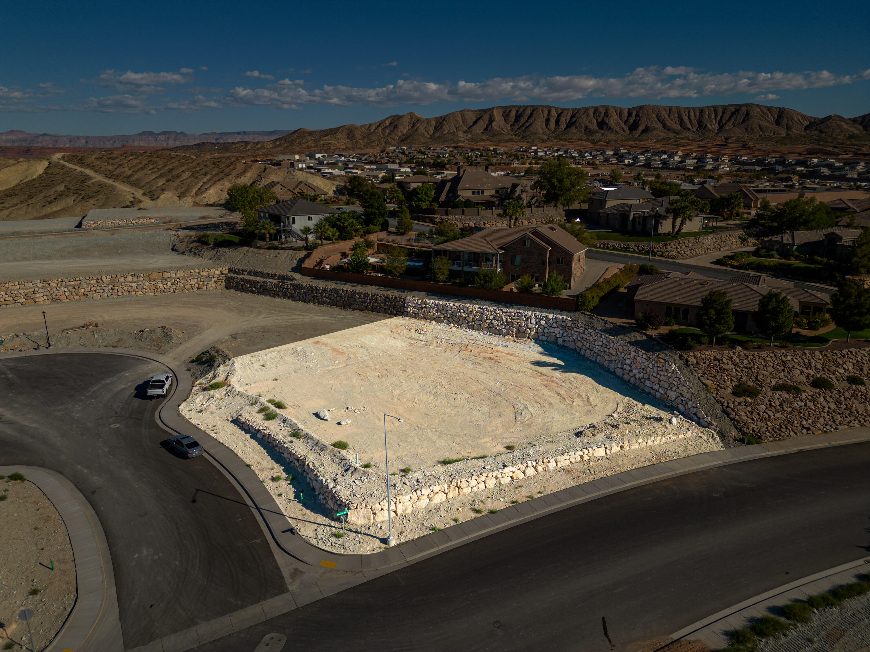 INDIAN KNOLLS - Land