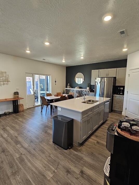 CORRAL HOLLOW AT LONG VALLEY - Residential