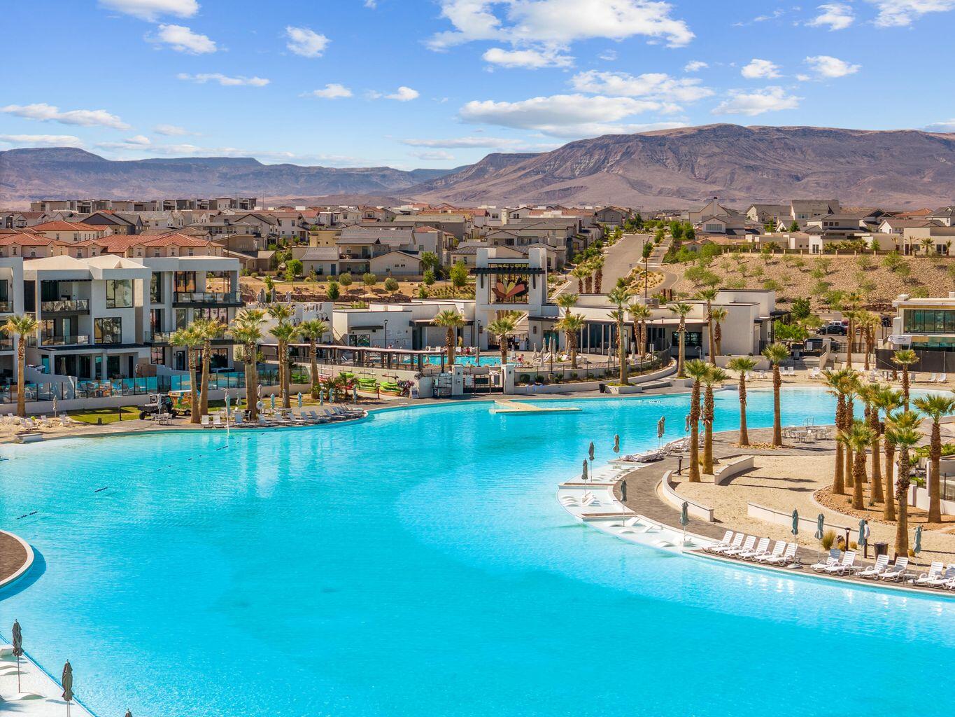 DESERT COLOR RESORT - Residential