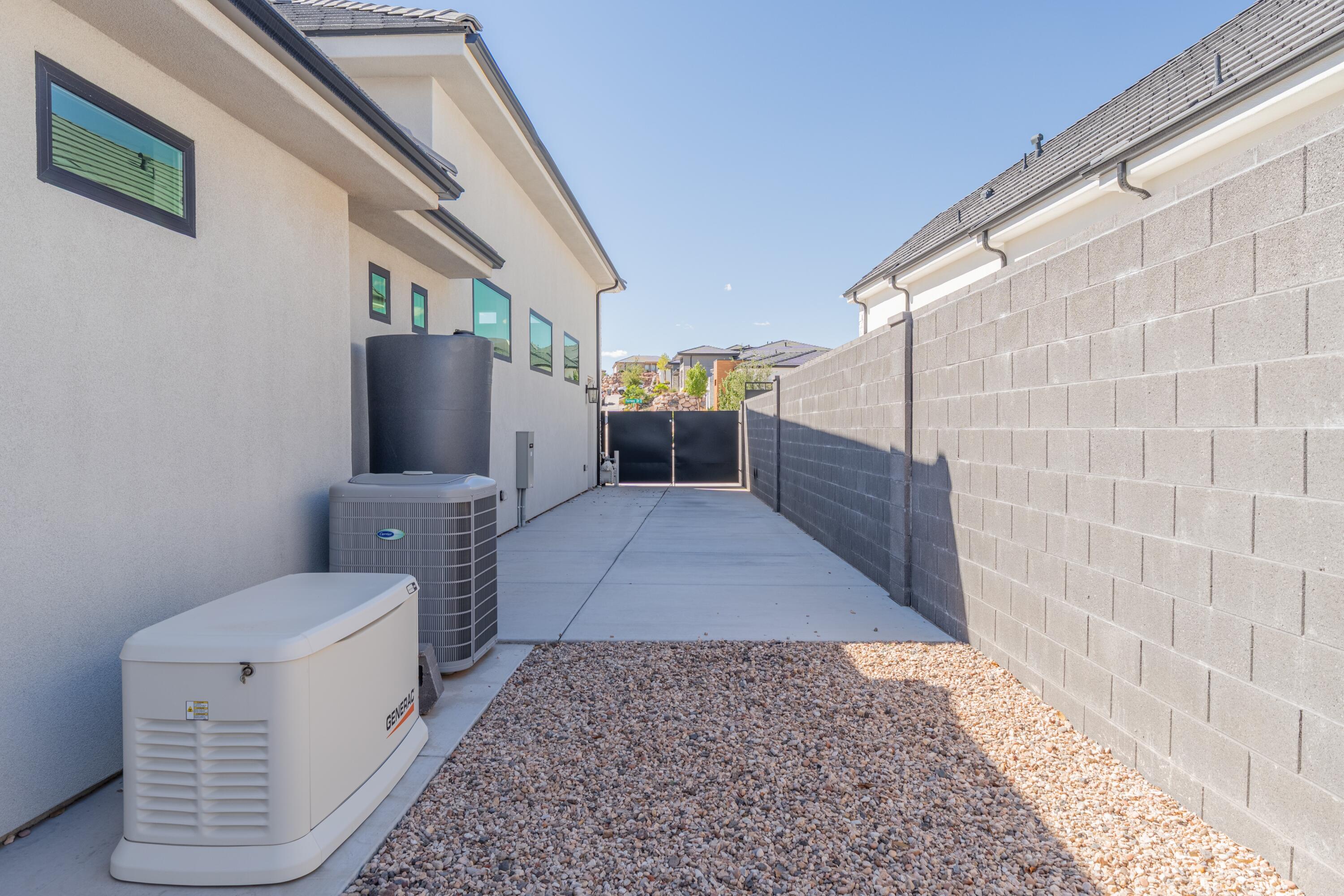 WASHINGTON VISTA - Residential