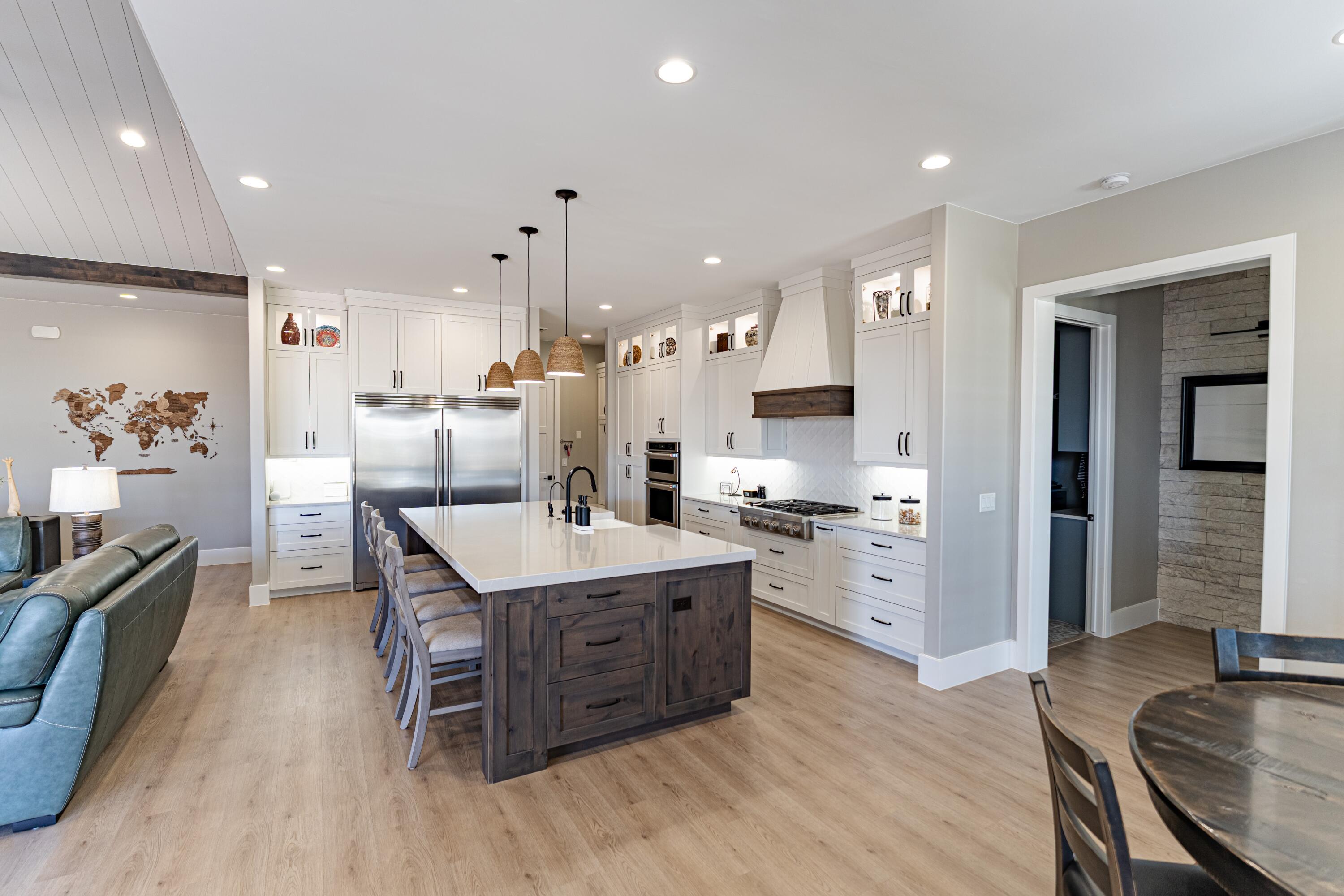 WASHINGTON VISTA - Residential