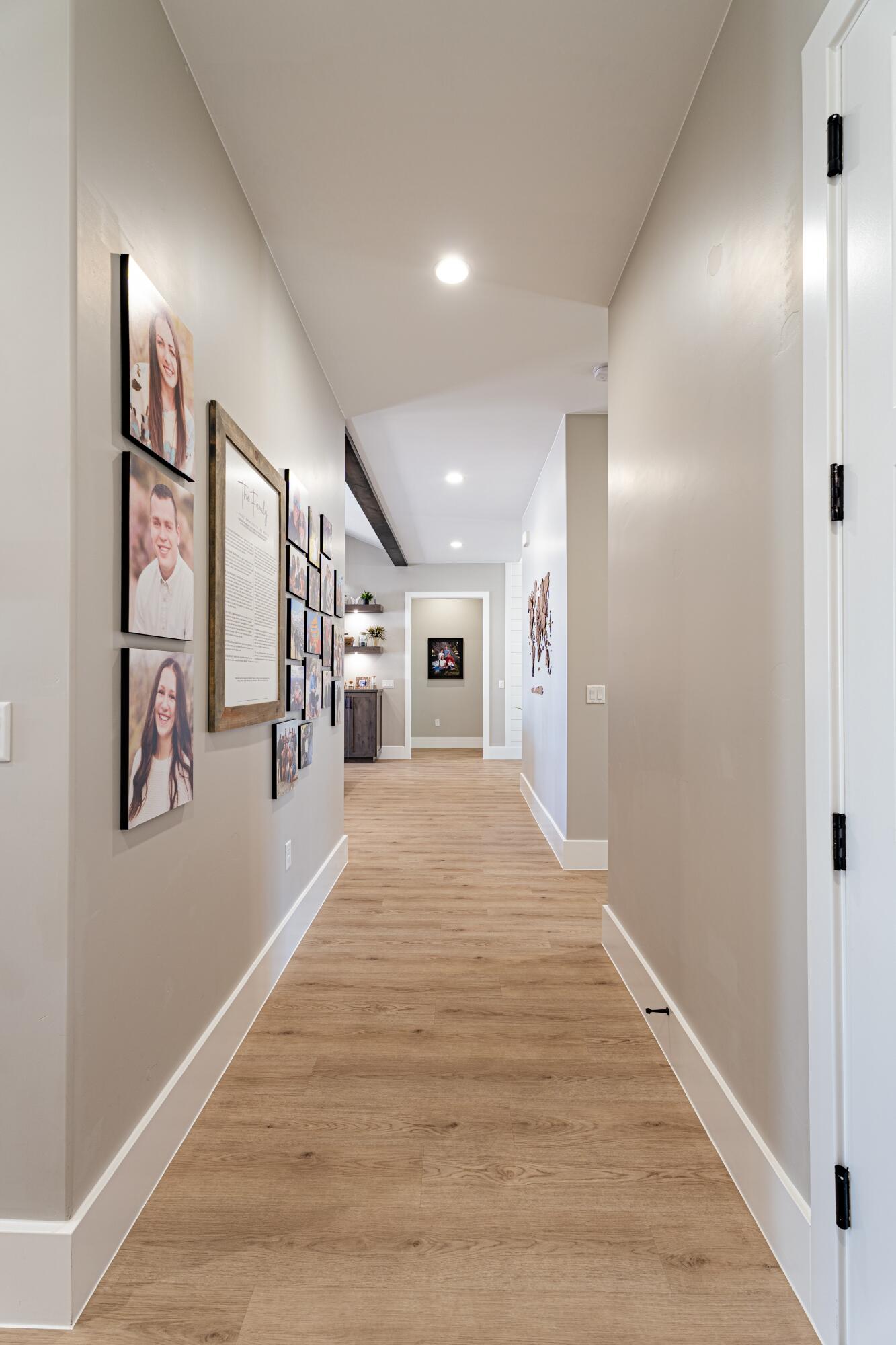 WASHINGTON VISTA - Residential