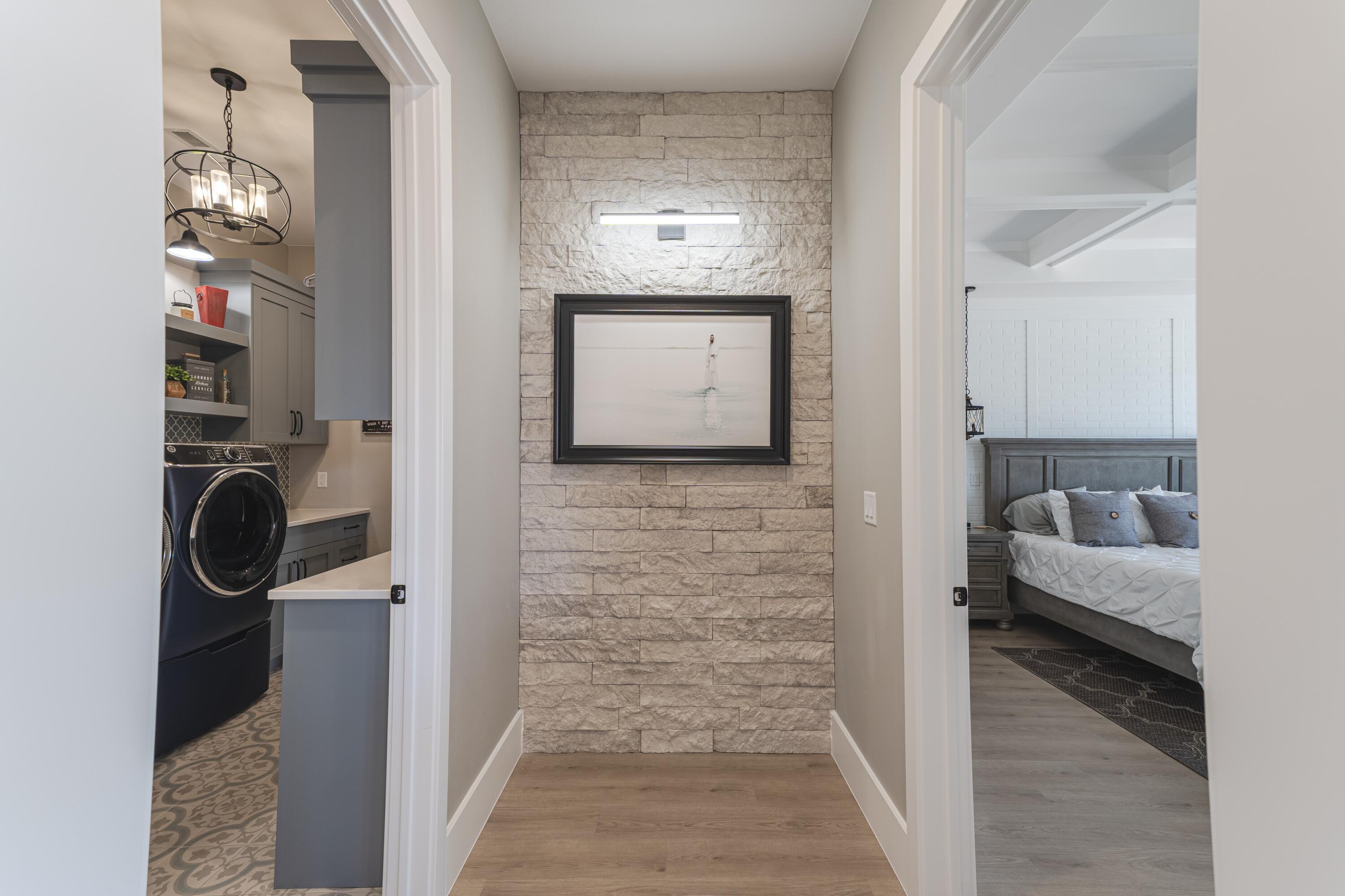 WASHINGTON VISTA - Residential