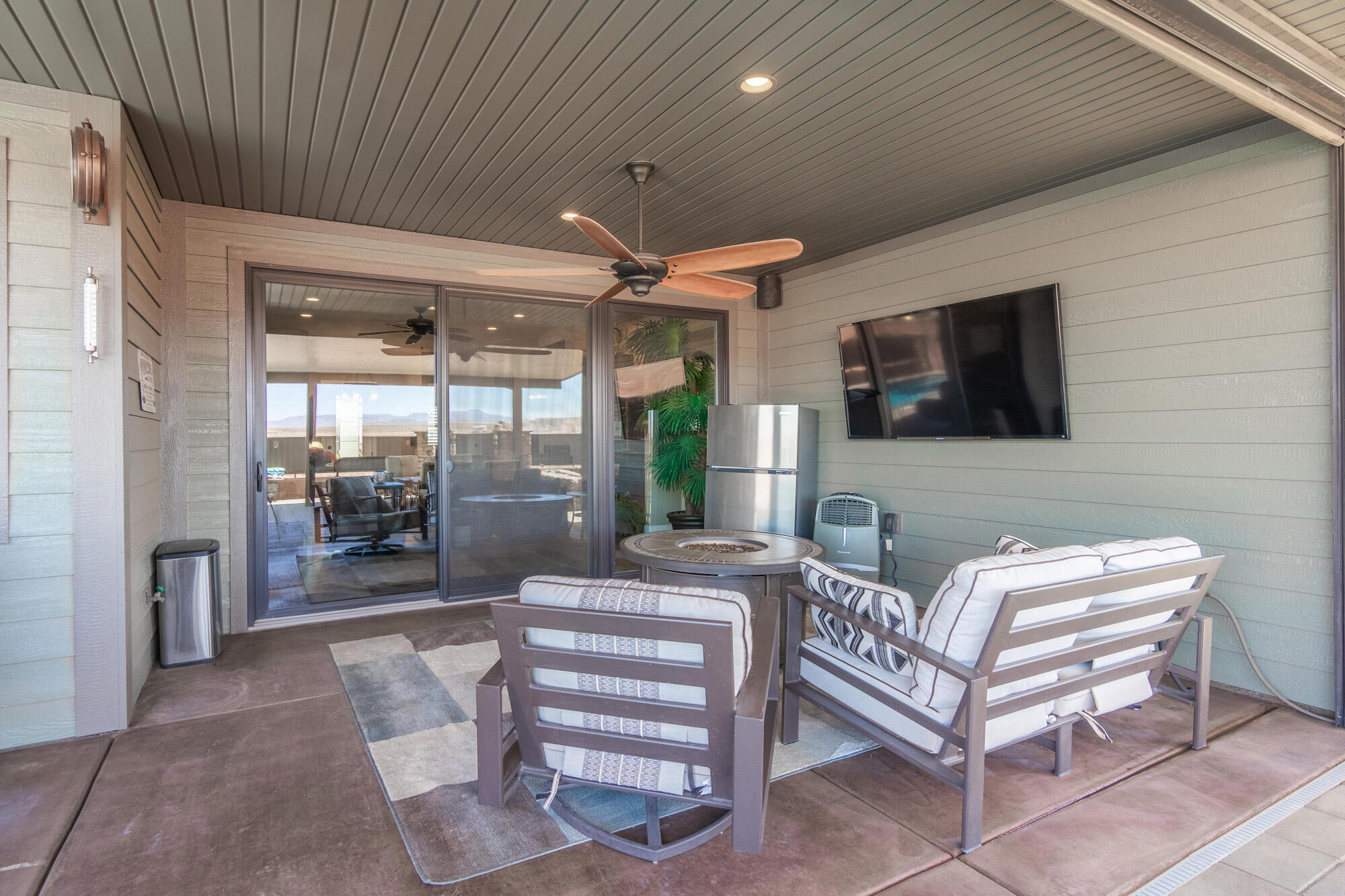 CROSS ROADS AT STUCKI FARMS - Residential