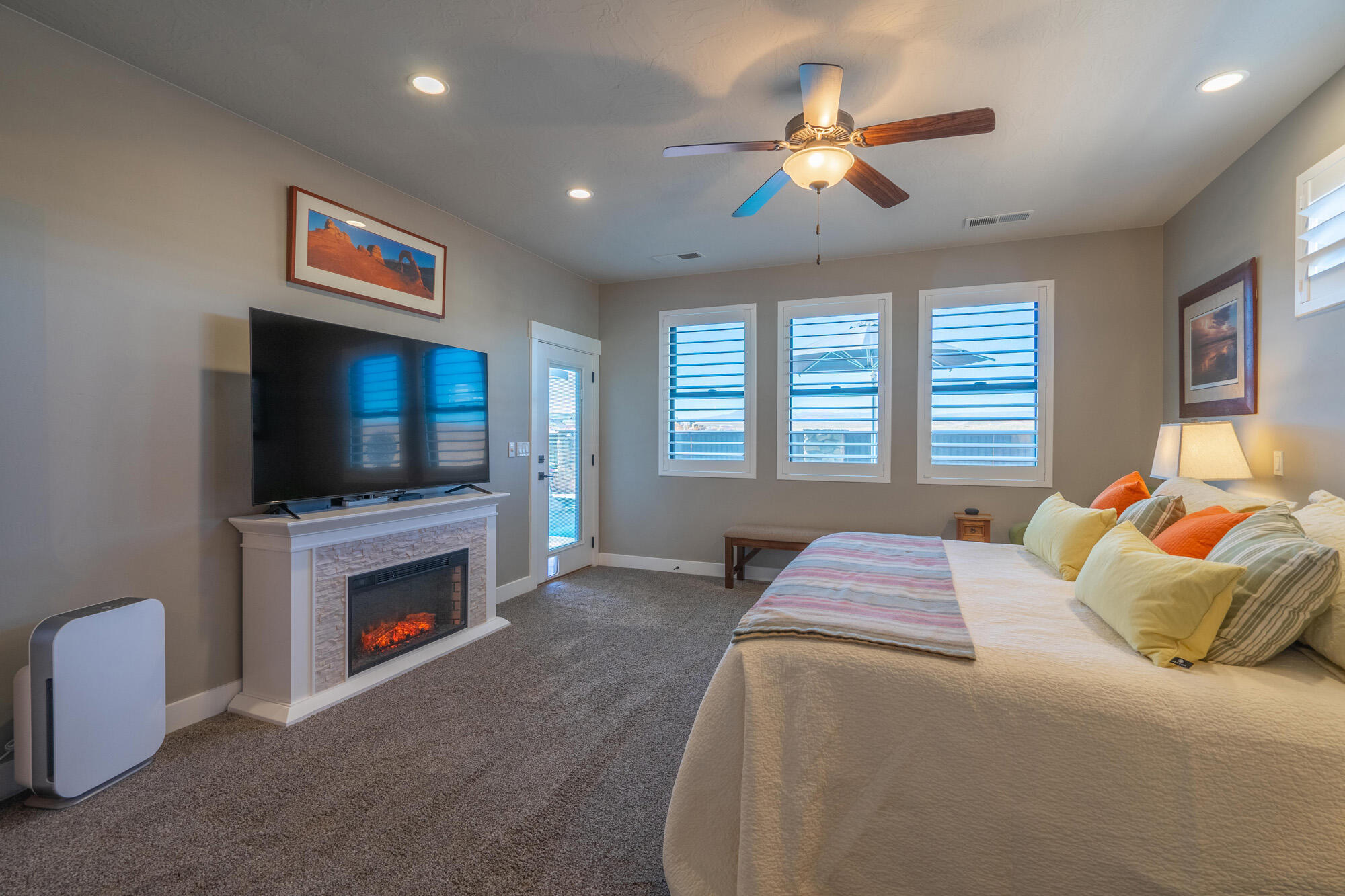 CROSS ROADS AT STUCKI FARMS - Residential