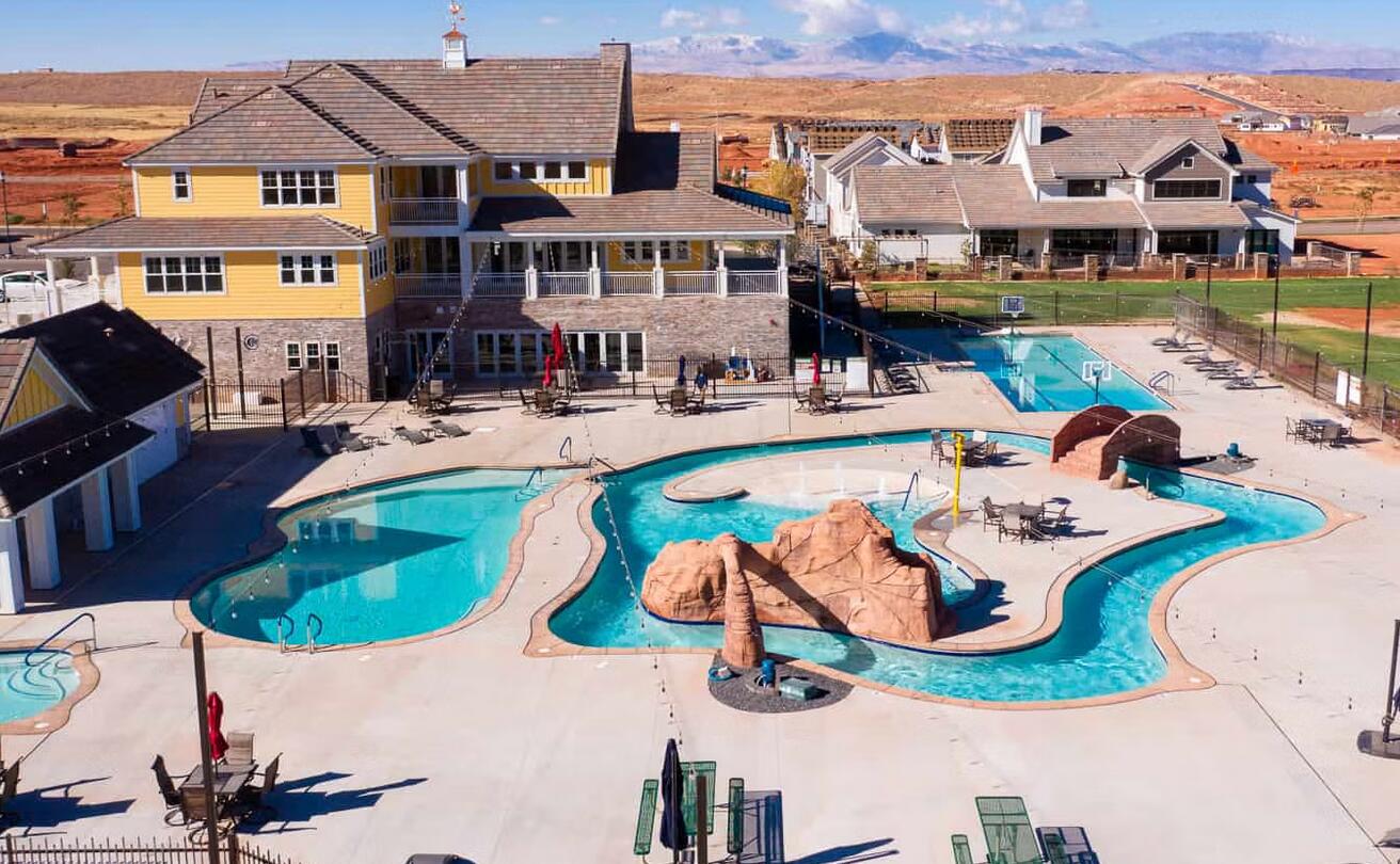 CROSS ROADS AT STUCKI FARMS - Residential