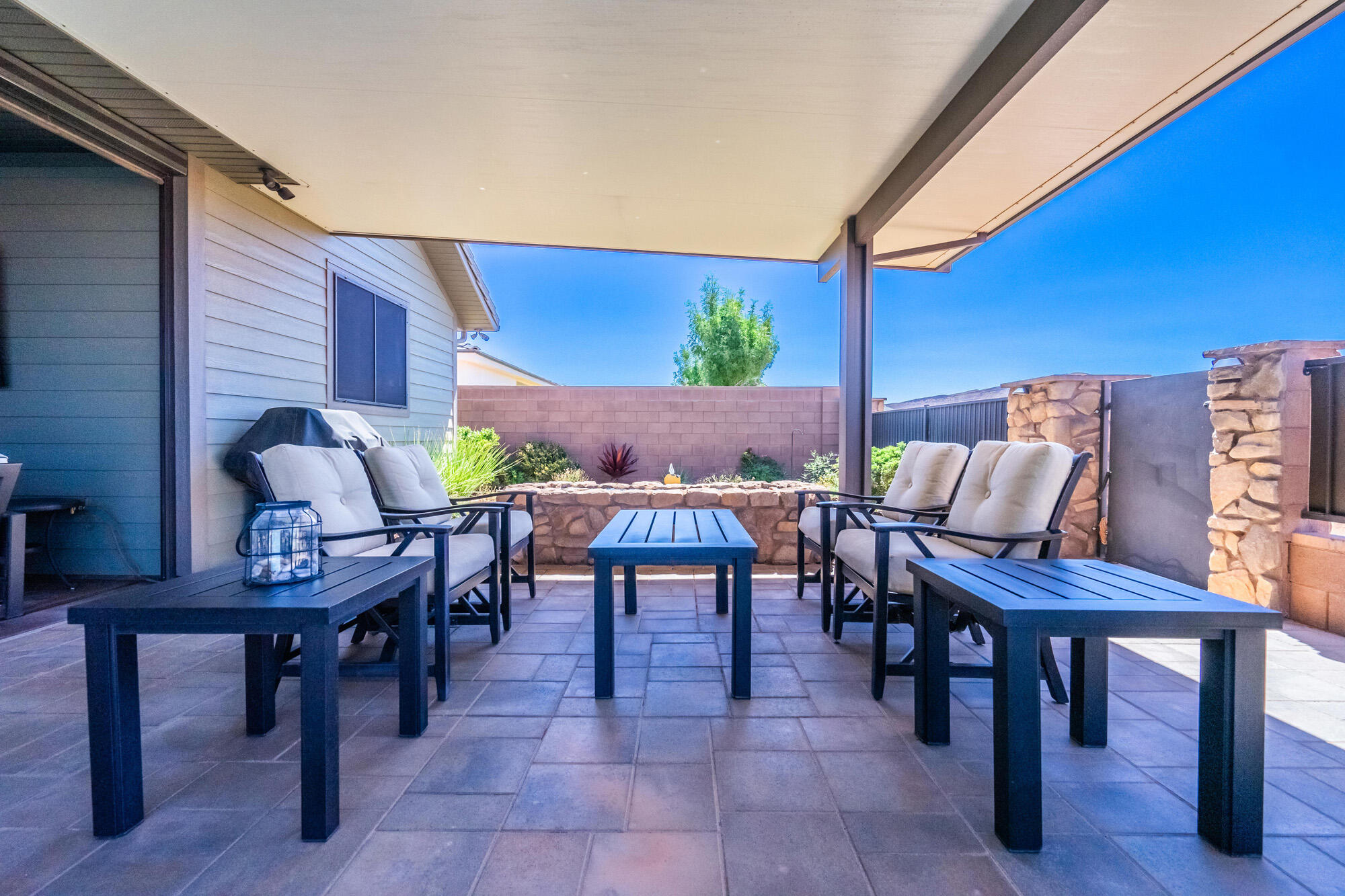 CROSS ROADS AT STUCKI FARMS - Residential