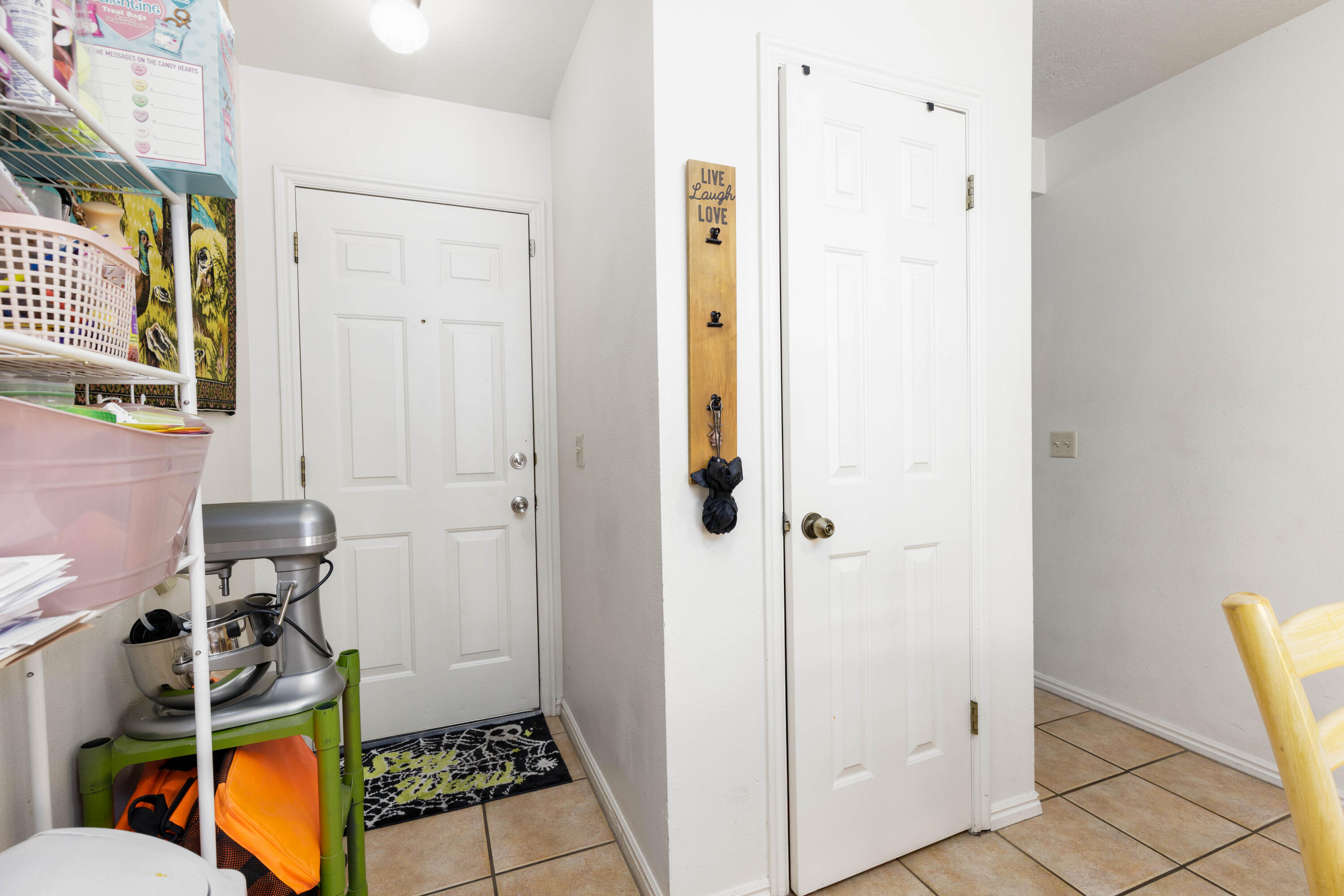 SPANISH PALMS TOWNHOMES - Residential