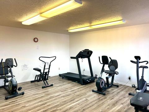 Tiny photo for 840 N Twin Lakes DR, Saint George, UT 84770 (MLS # 26-273416)