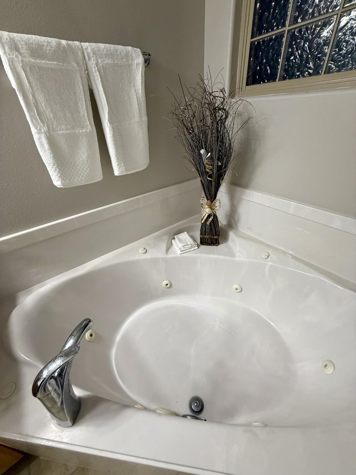 STONE GATE AT SEVEN HILLS - Residential