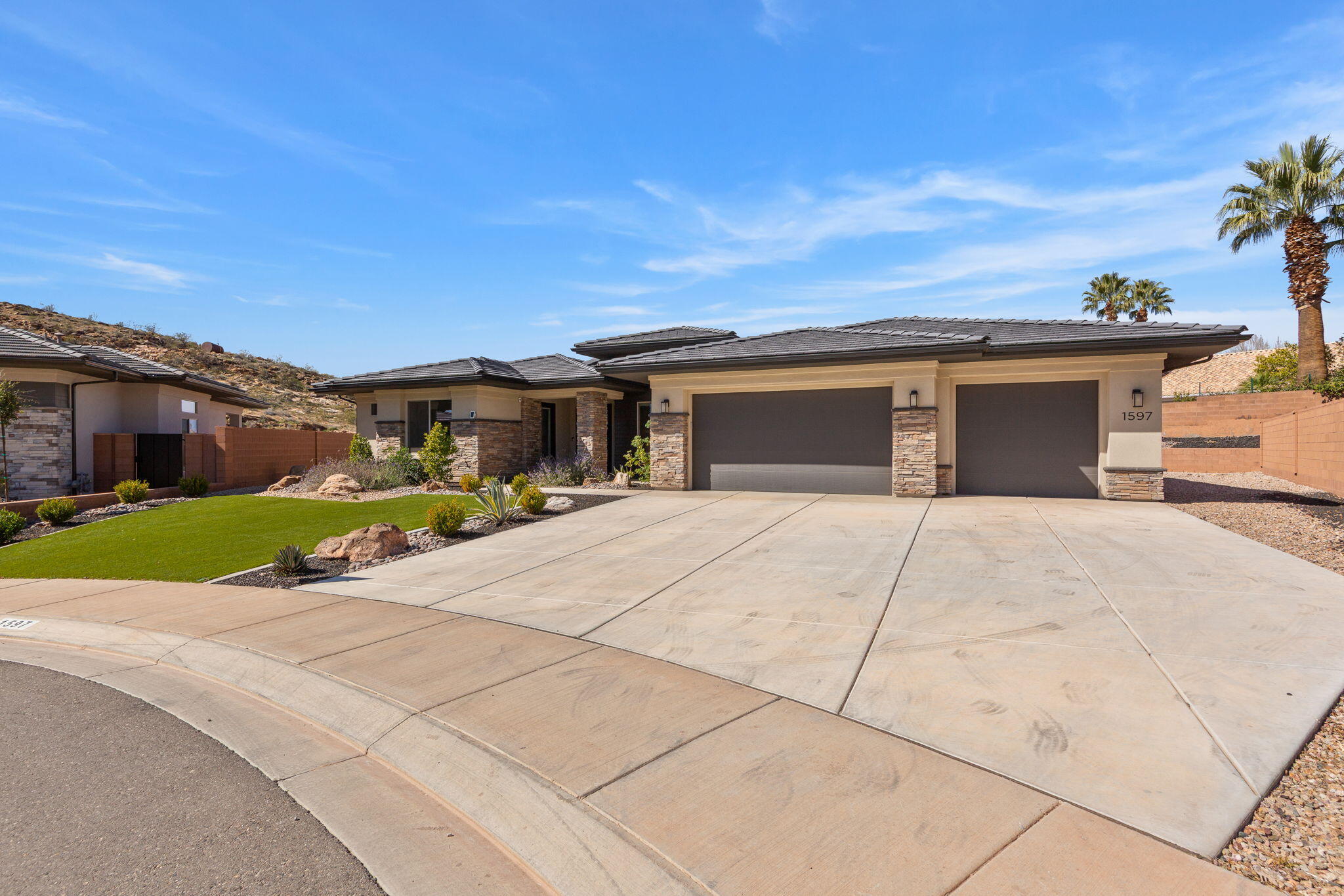 COTTAM COVE - Residential