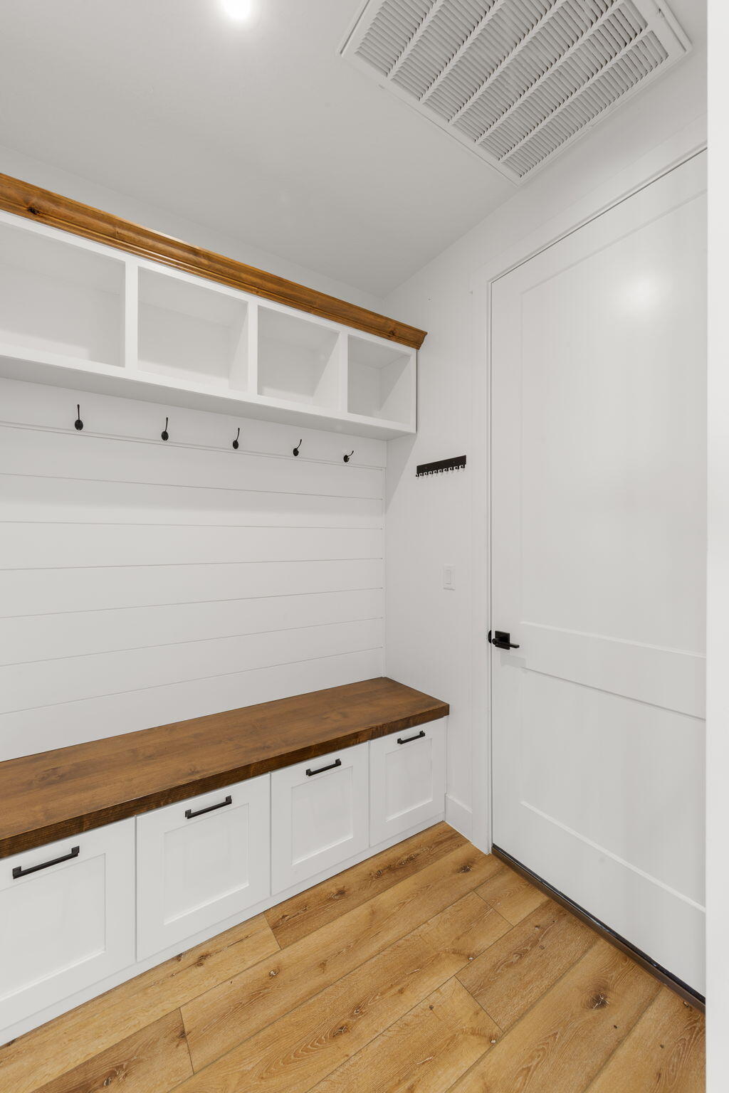 COTTAM COVE - Residential