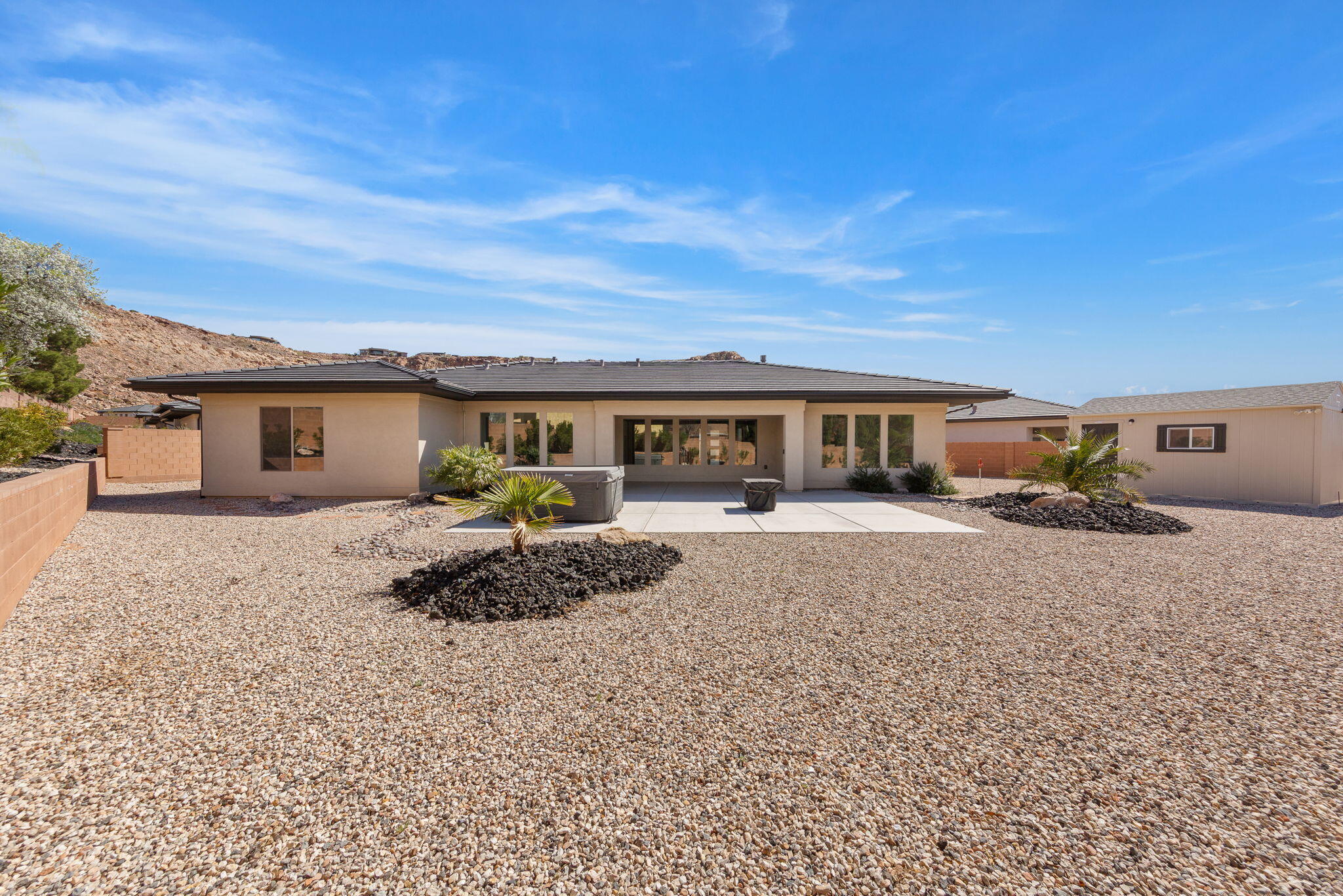 COTTAM COVE - Residential