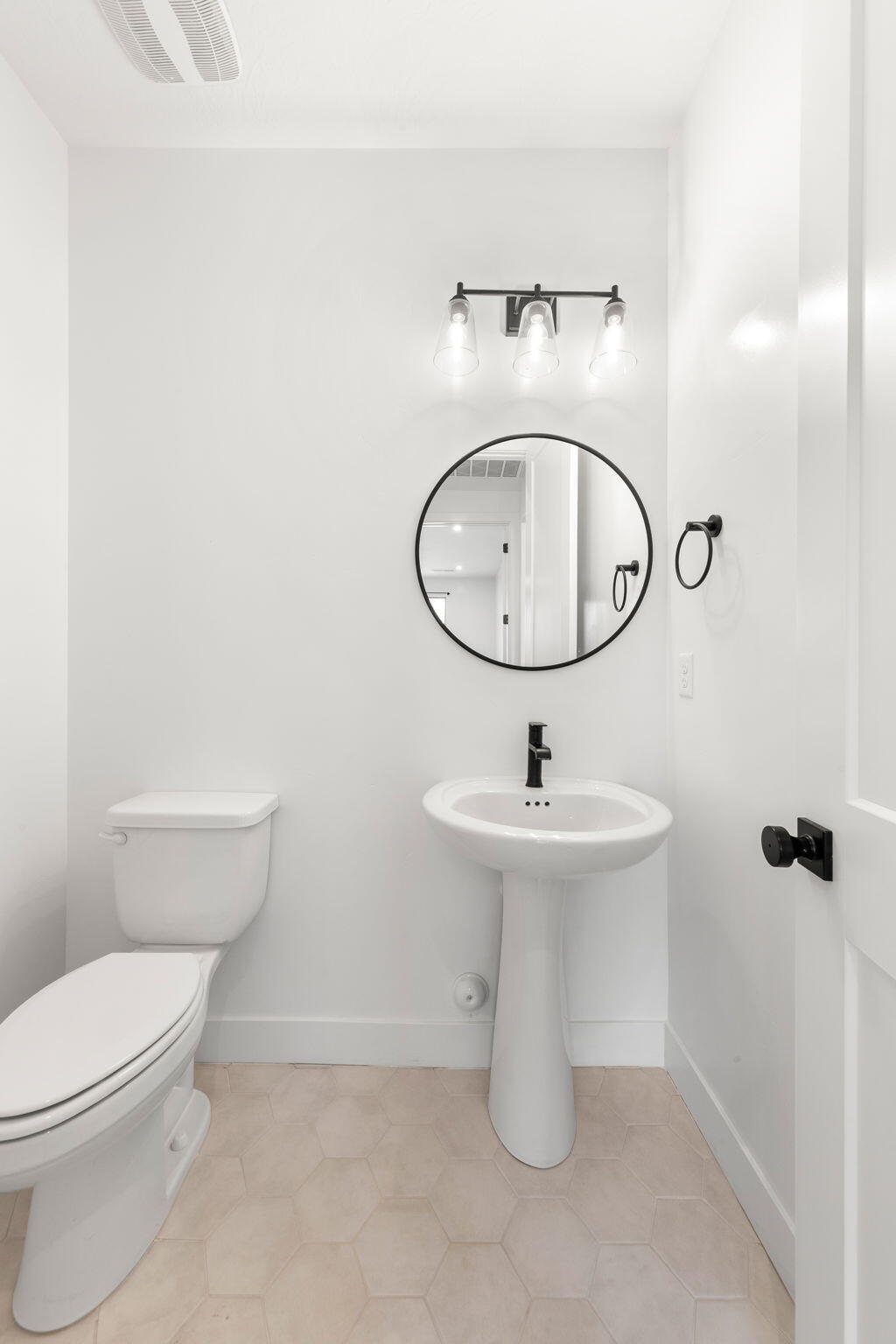 COTTAM COVE - Residential