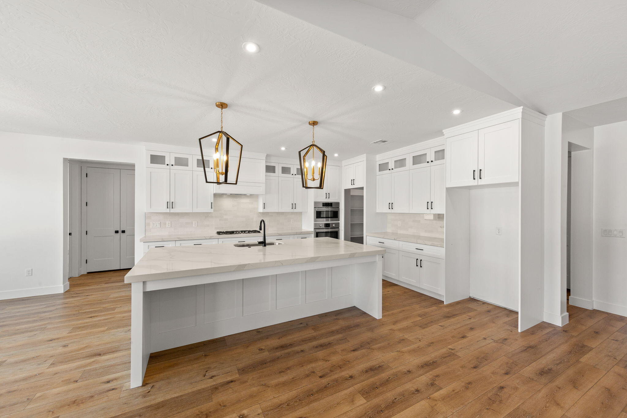 COTTAM COVE - Residential