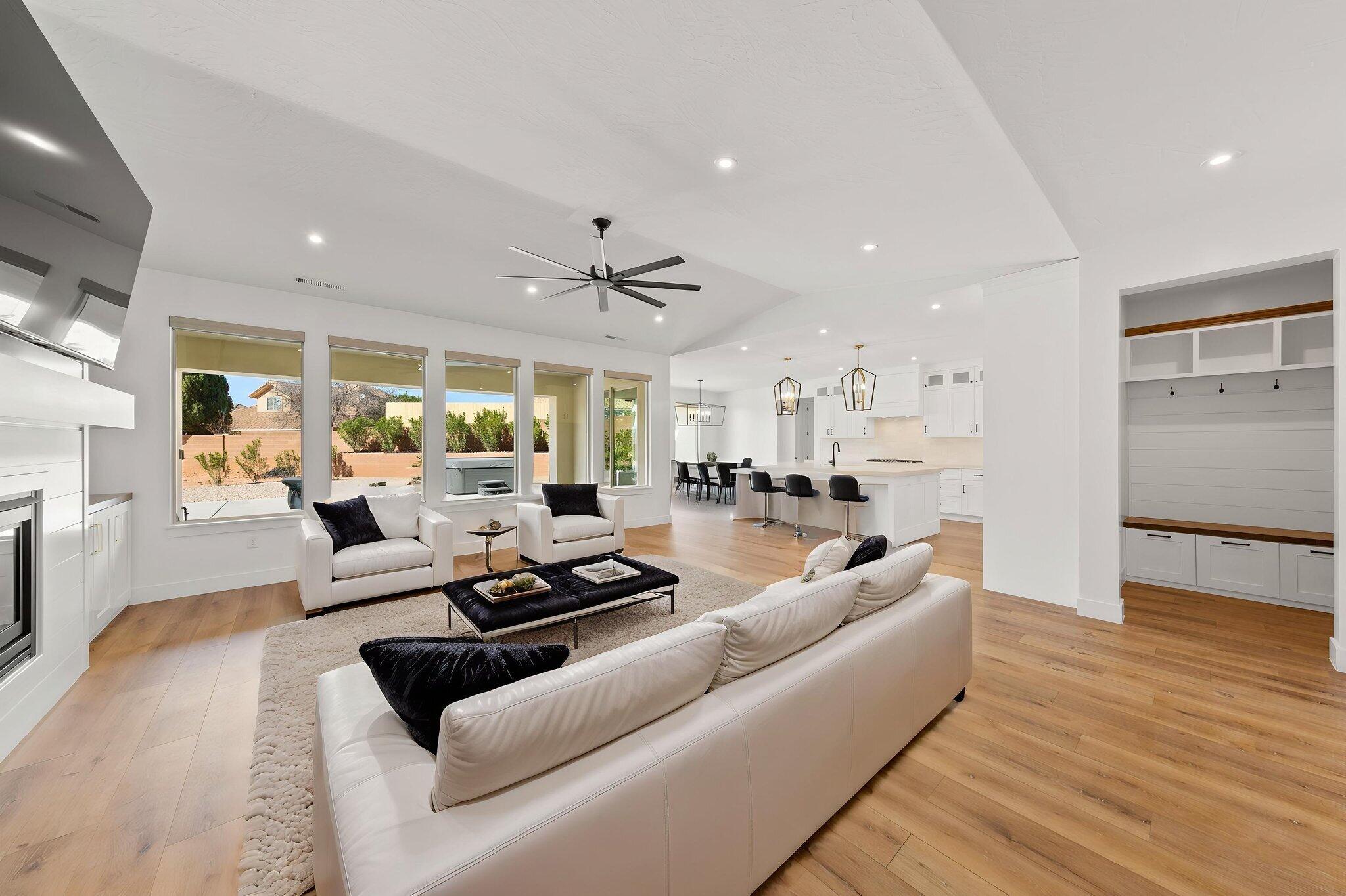 COTTAM COVE - Residential