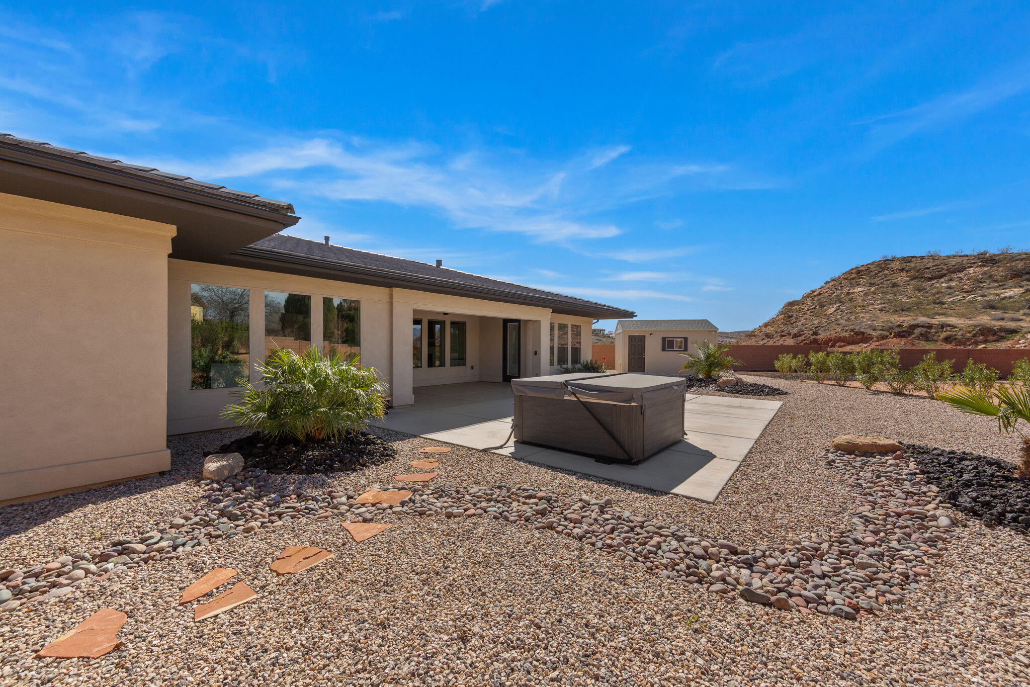 COTTAM COVE - Residential