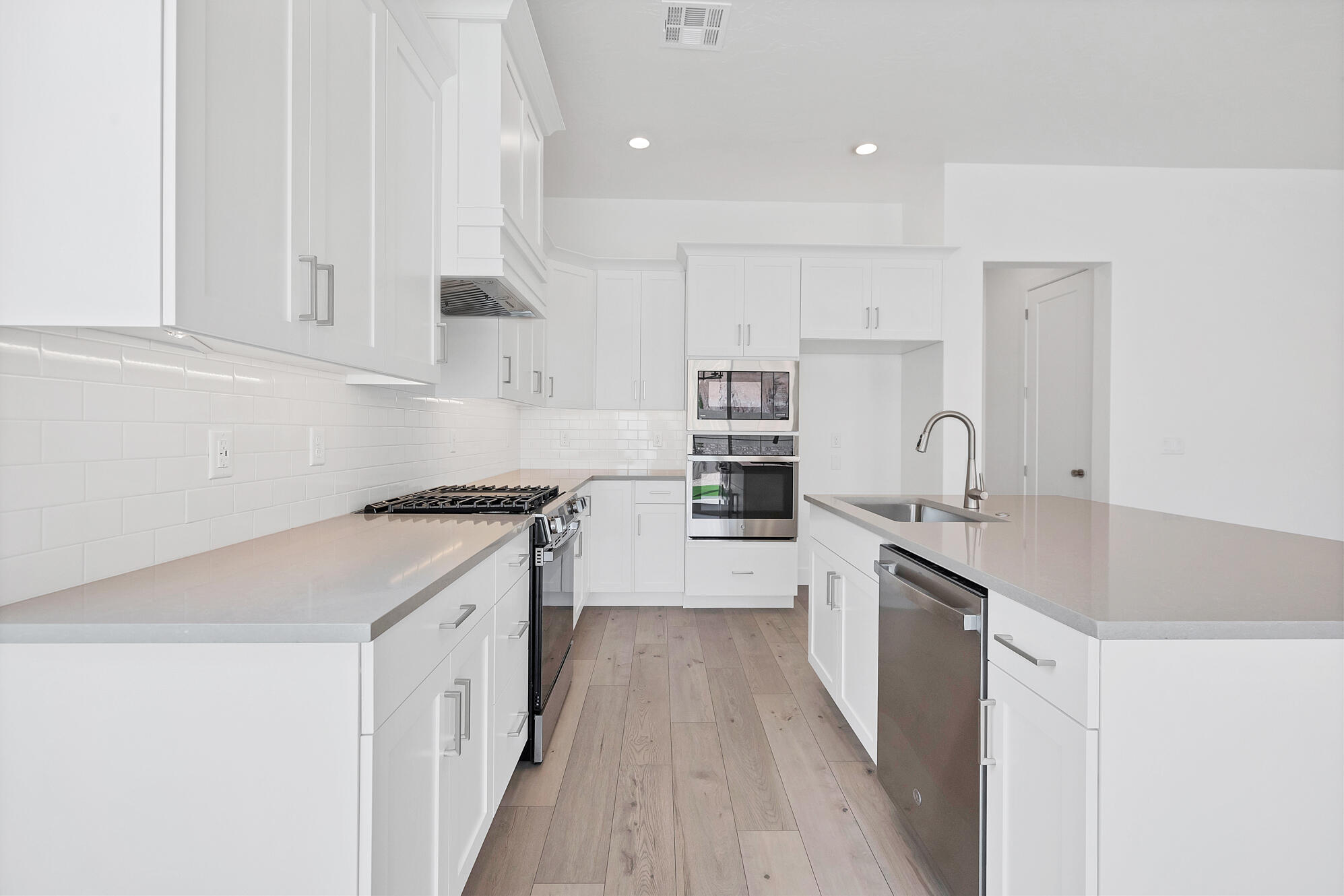 AVENIDAS AT HIDDEN VALLEY - Residential