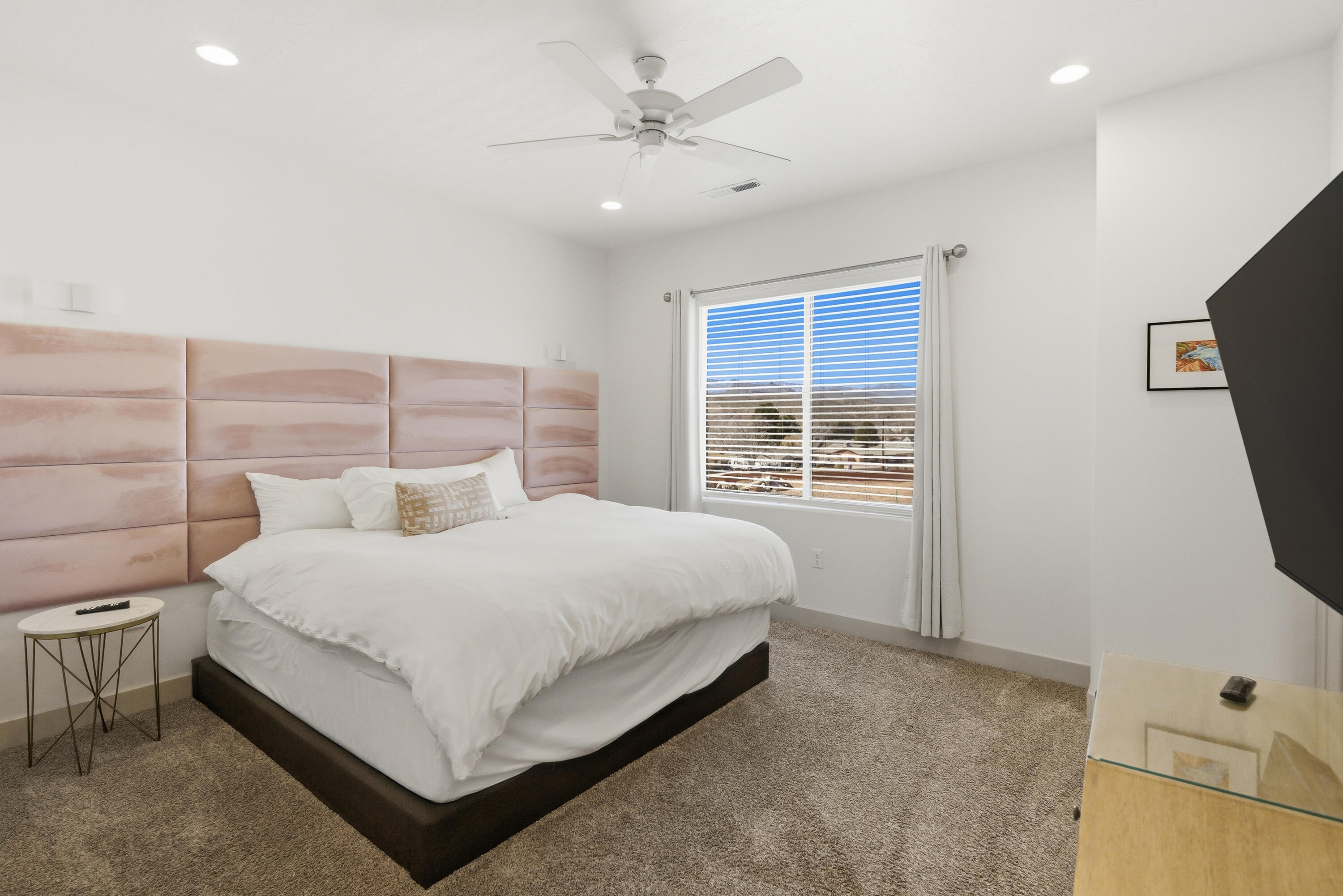 HERITAGE POINTE - Residential