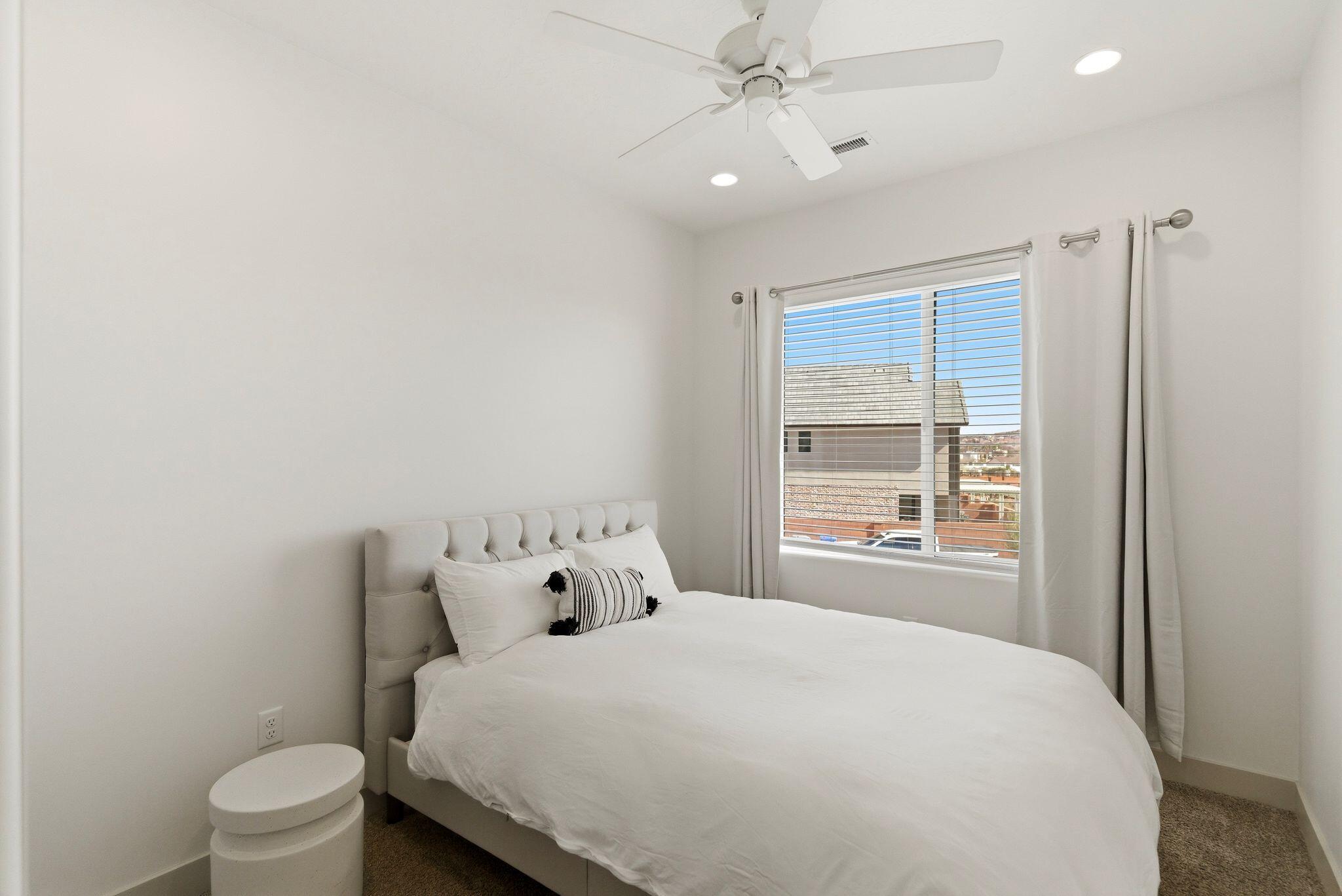 HERITAGE POINTE - Residential