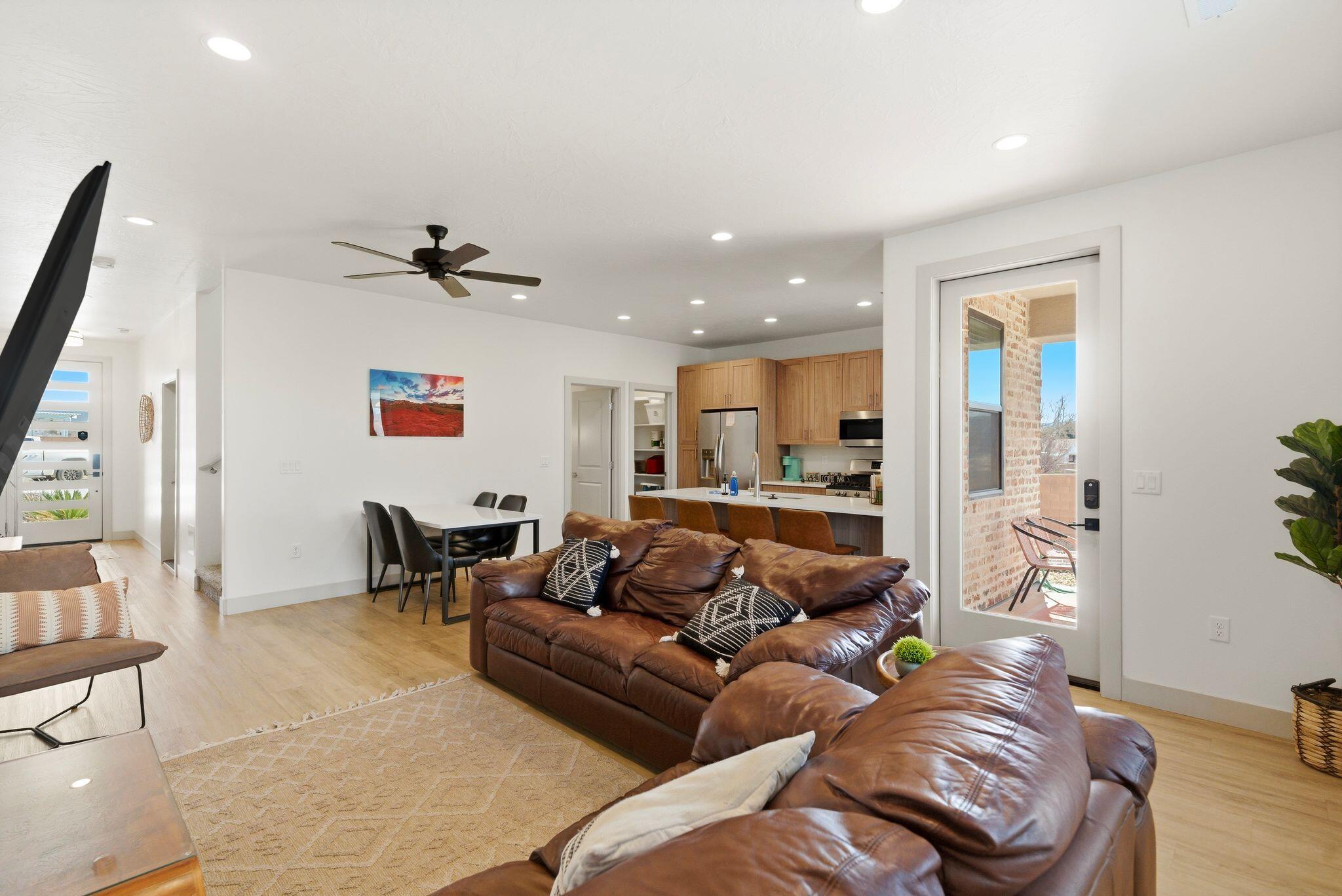 HERITAGE POINTE - Residential