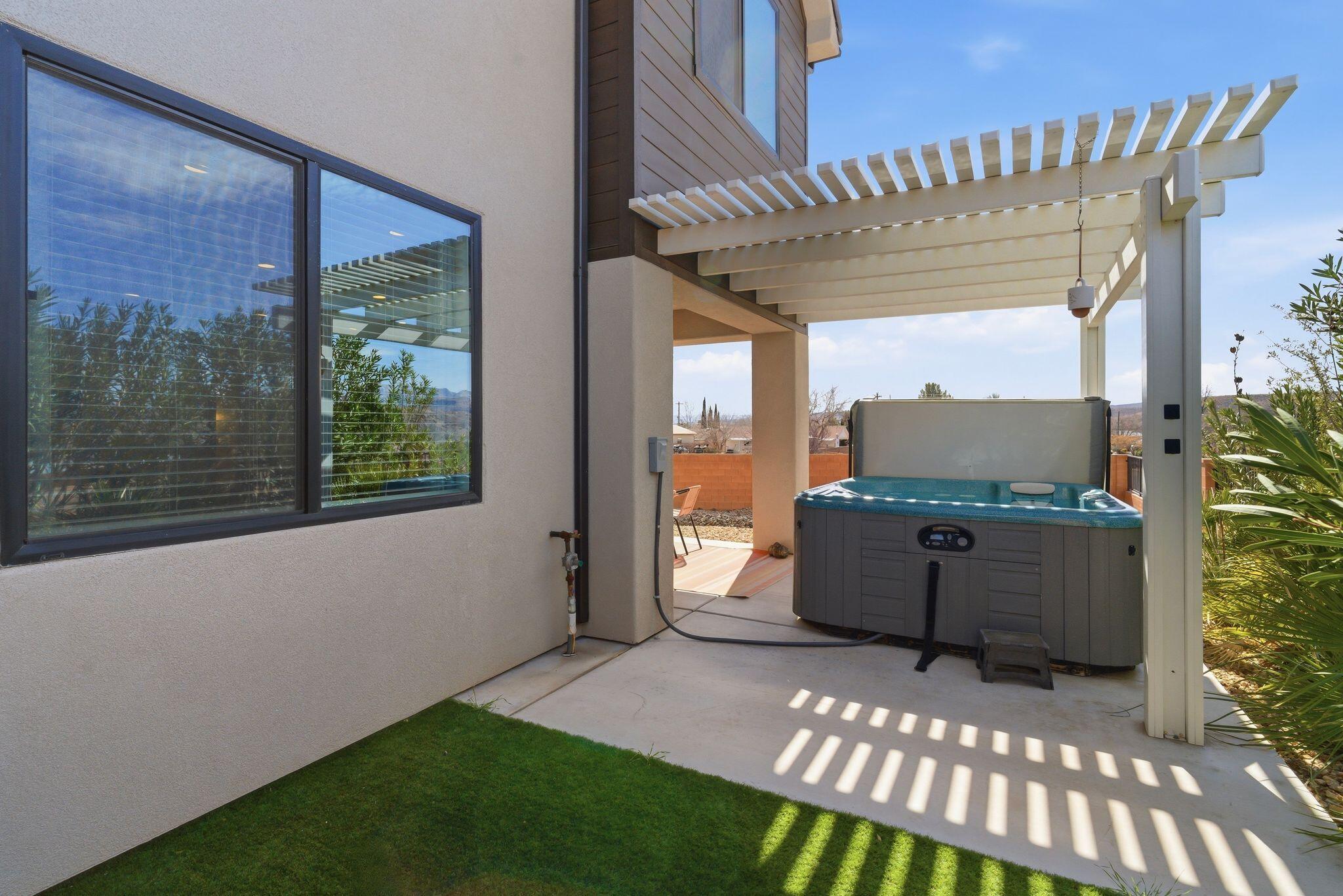 HERITAGE POINTE - Residential