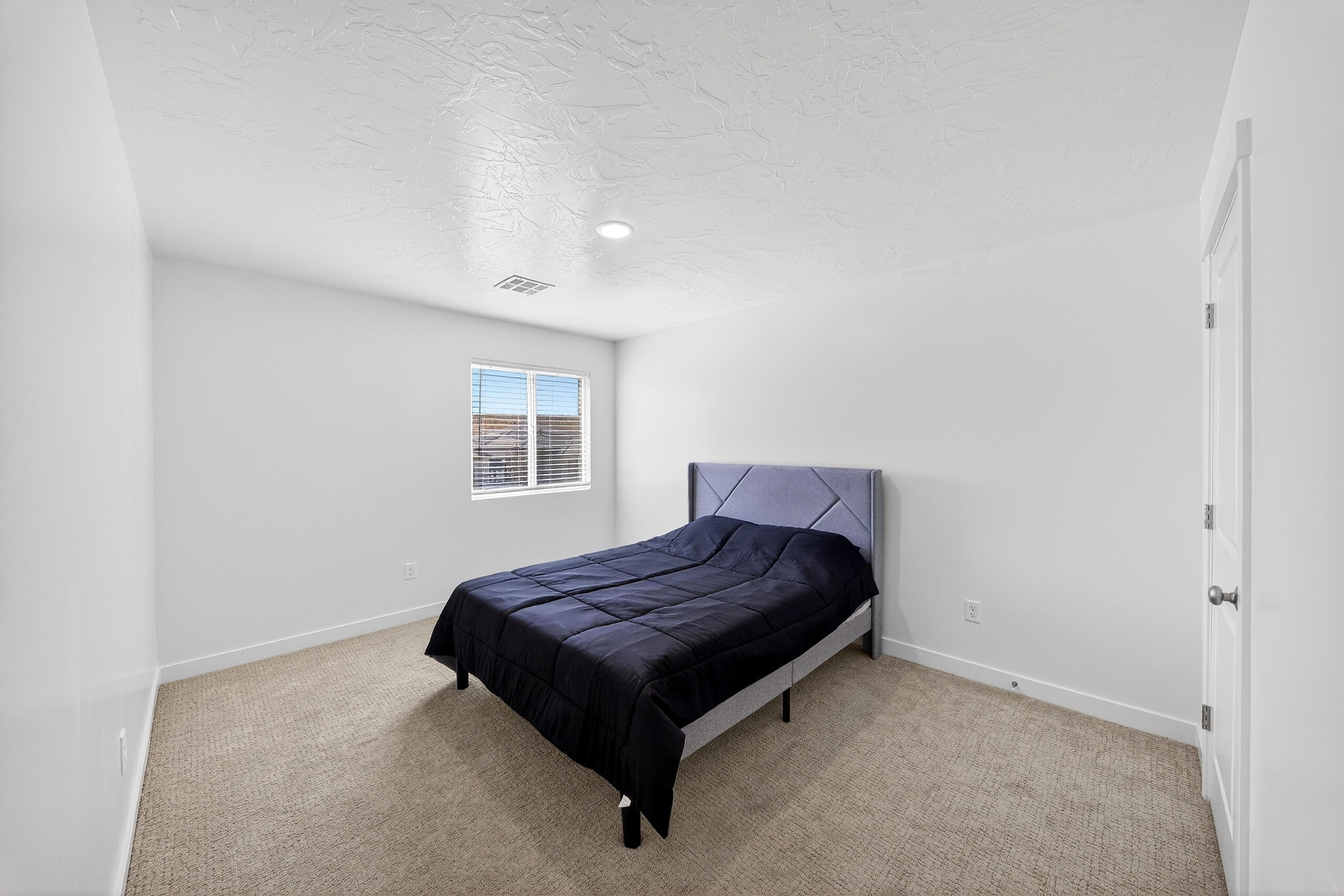 SAGE CANYON - Residential