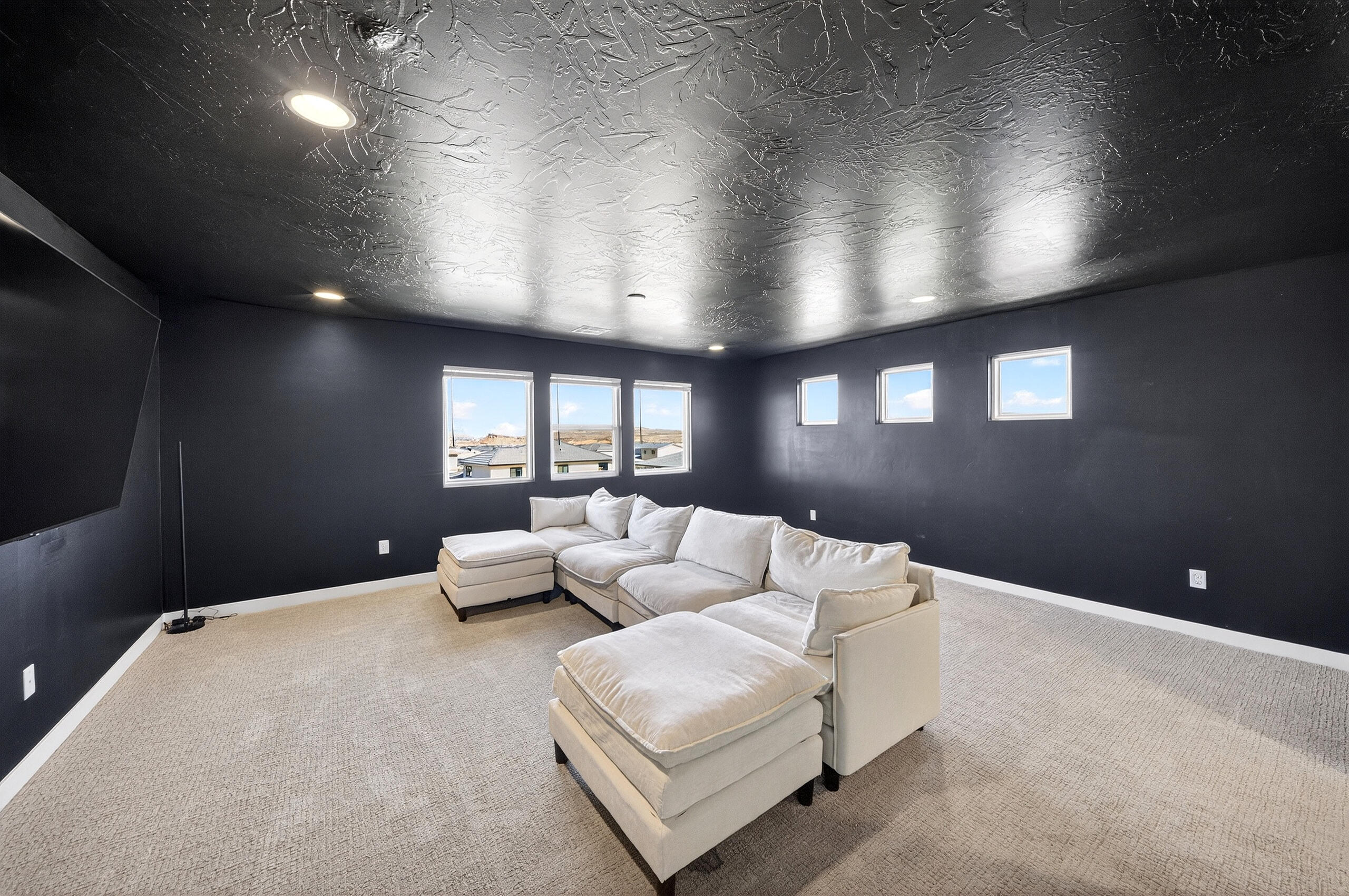 SAGE CANYON - Residential