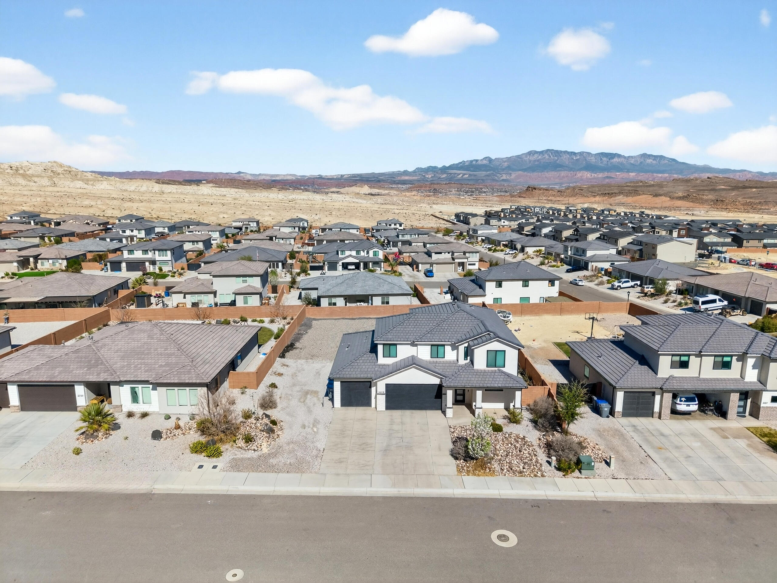 SAGE CANYON - Residential