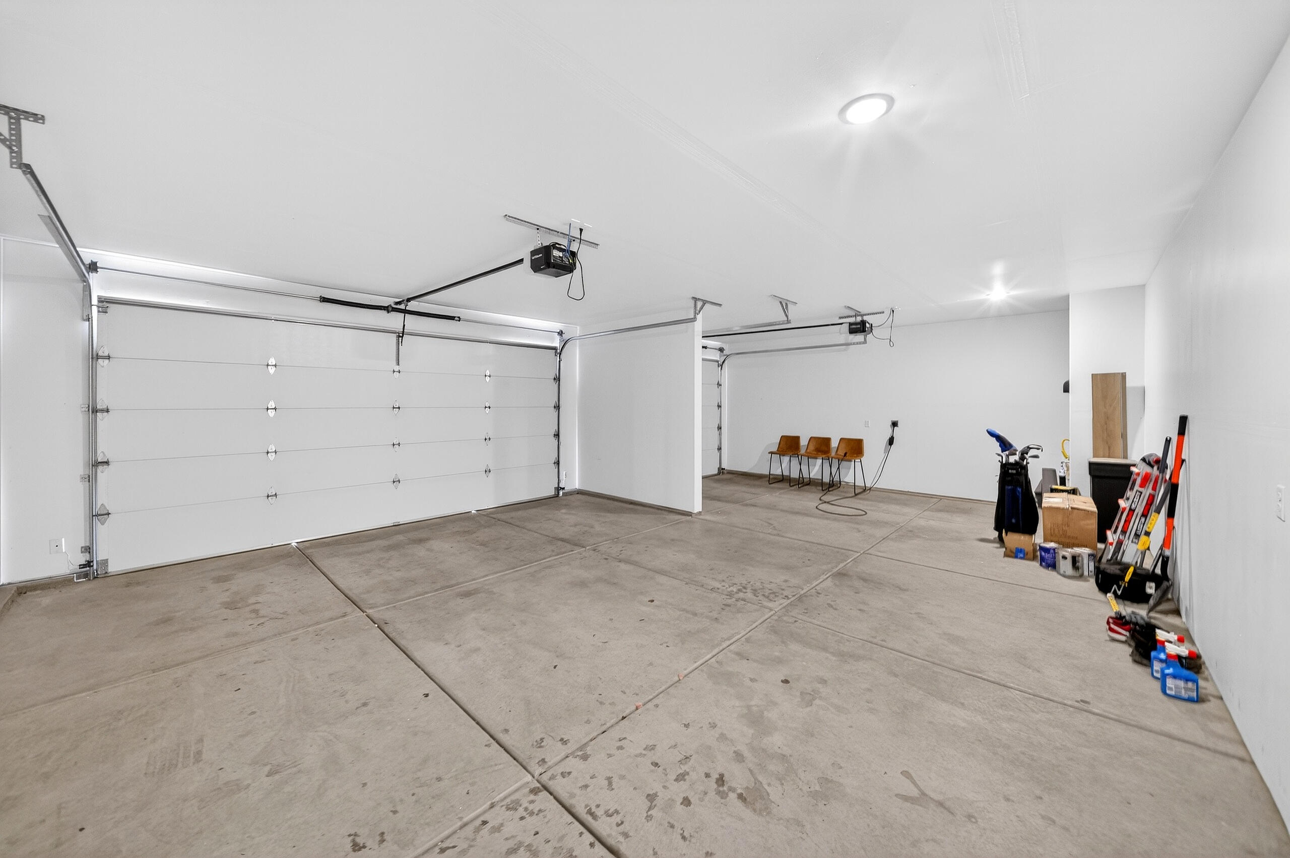 SAGE CANYON - Residential