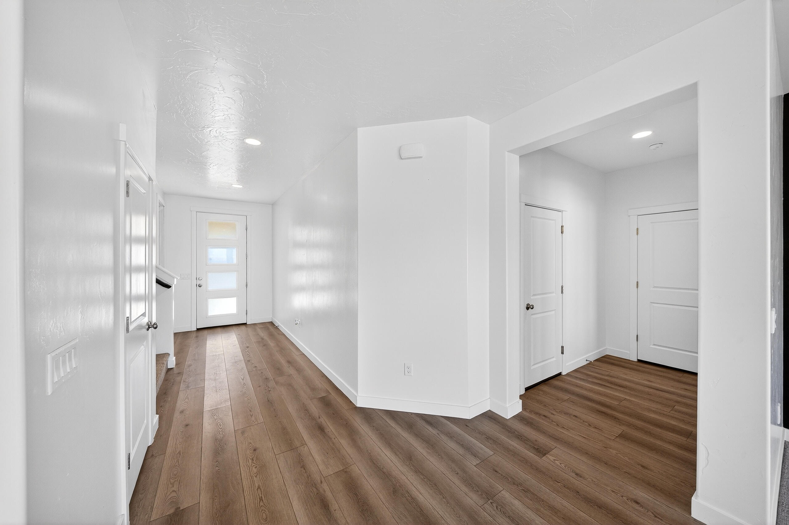 SAGE CANYON - Residential