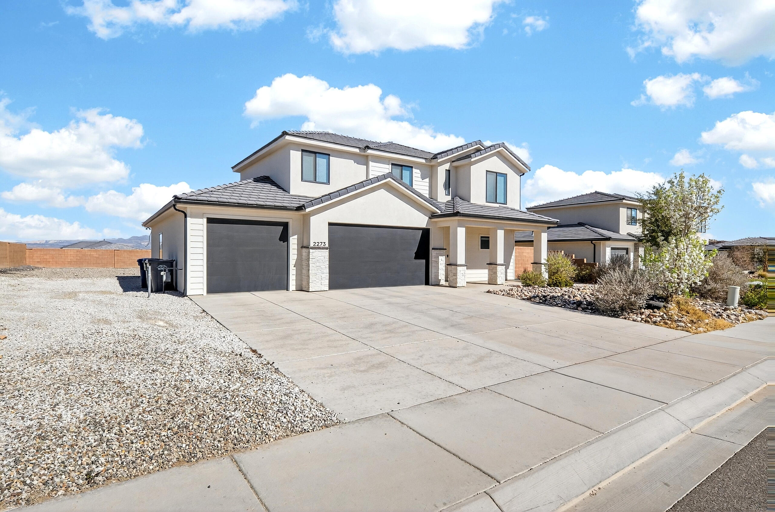 SAGE CANYON - Residential
