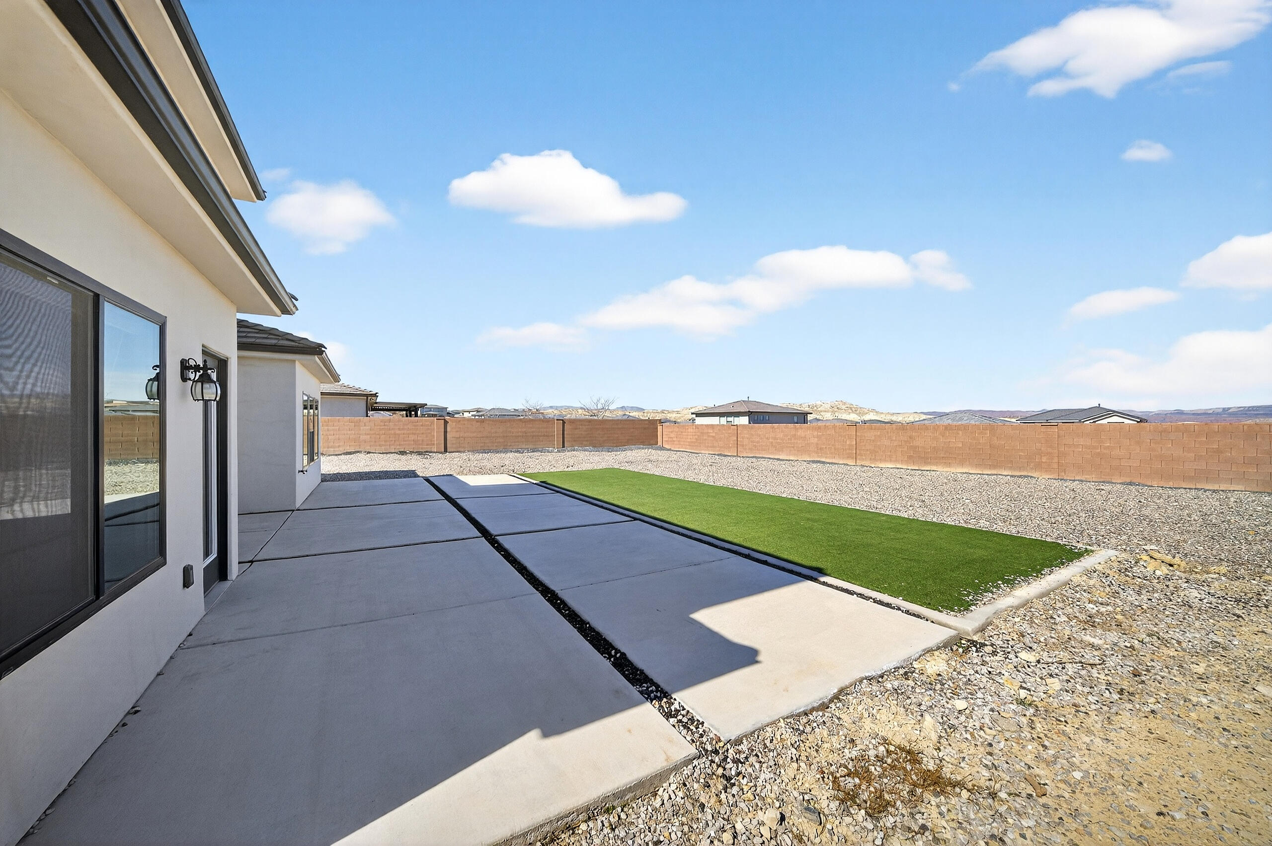 SAGE CANYON - Residential