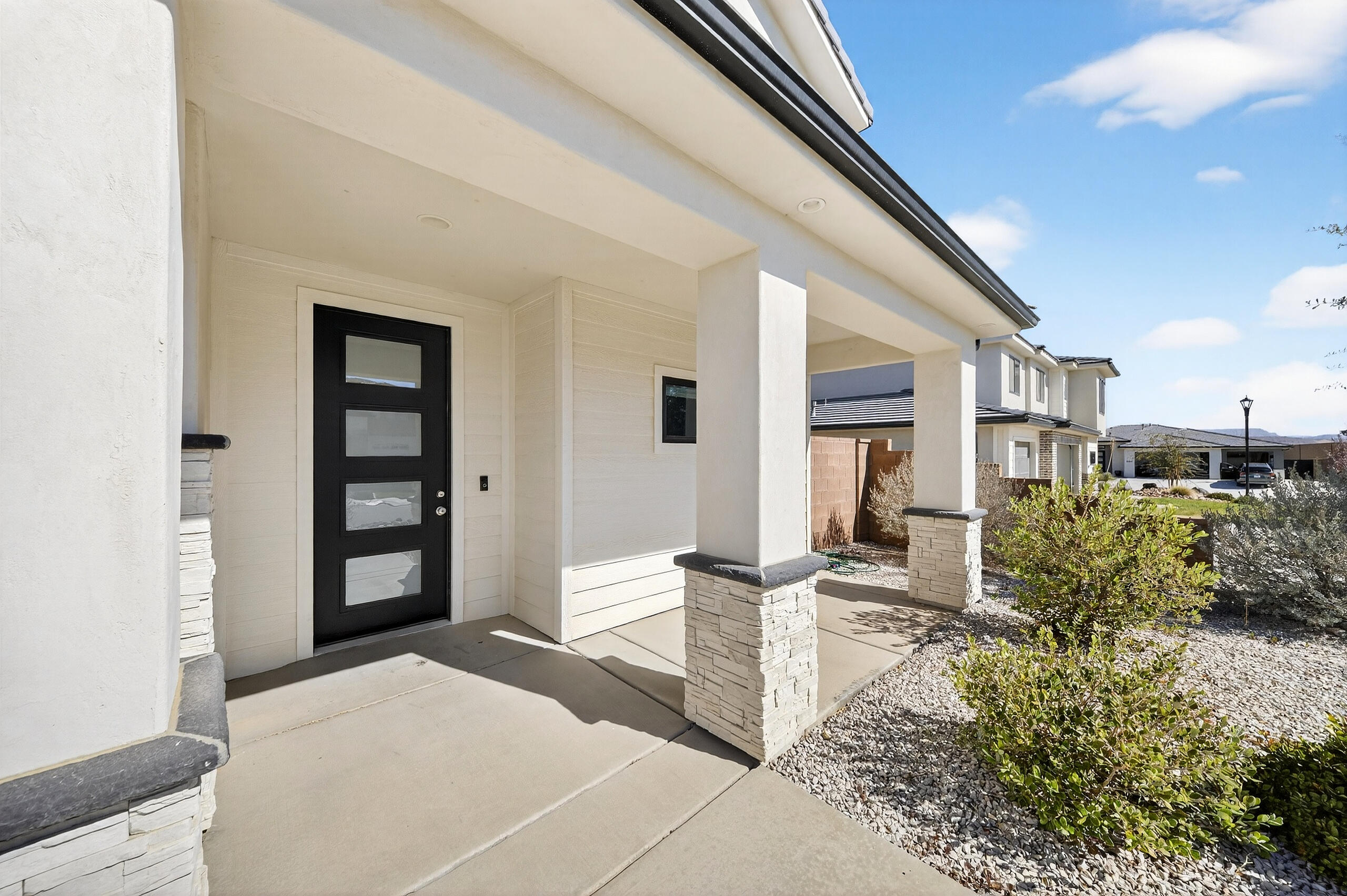 SAGE CANYON - Residential