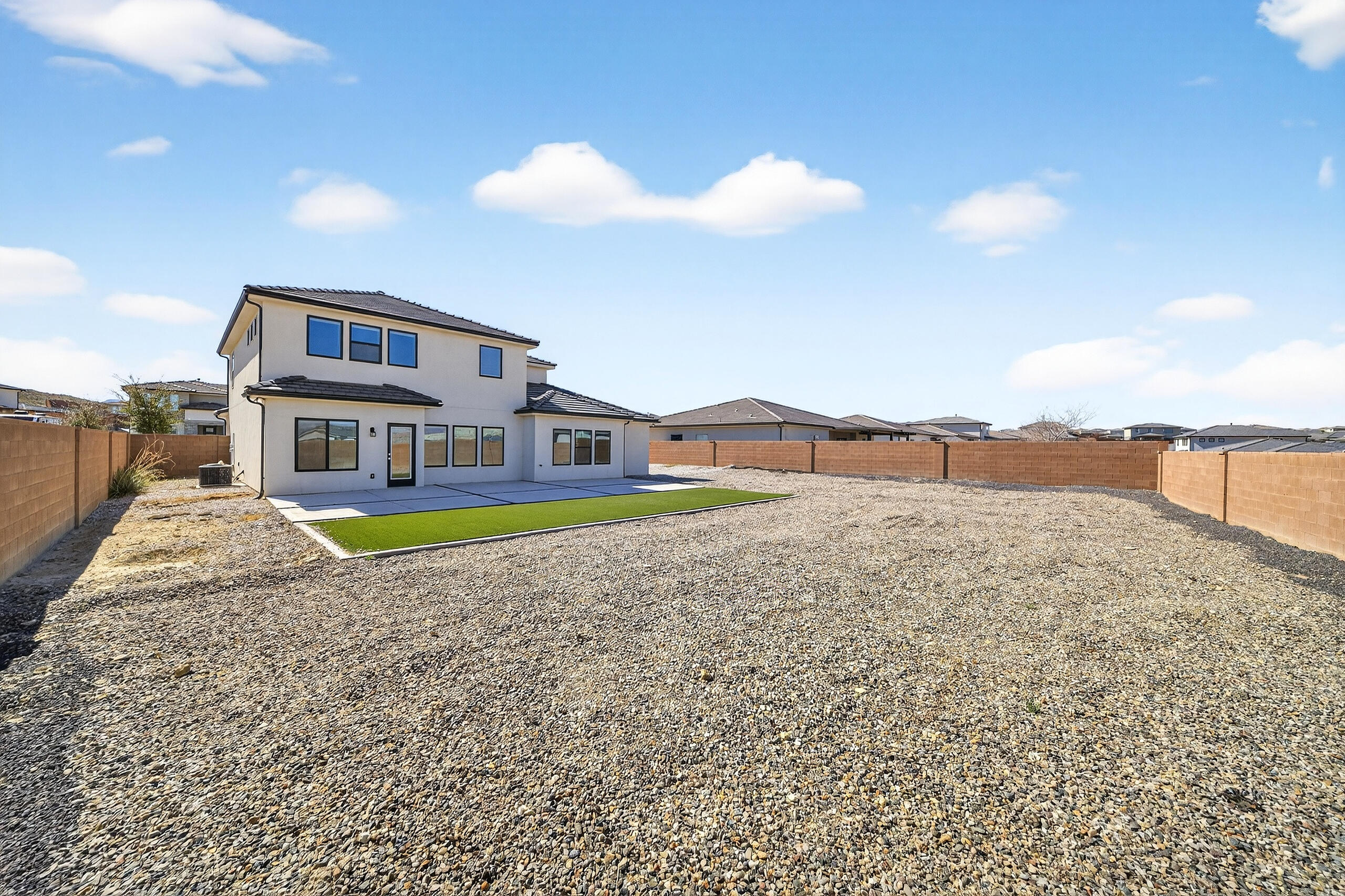 SAGE CANYON - Residential