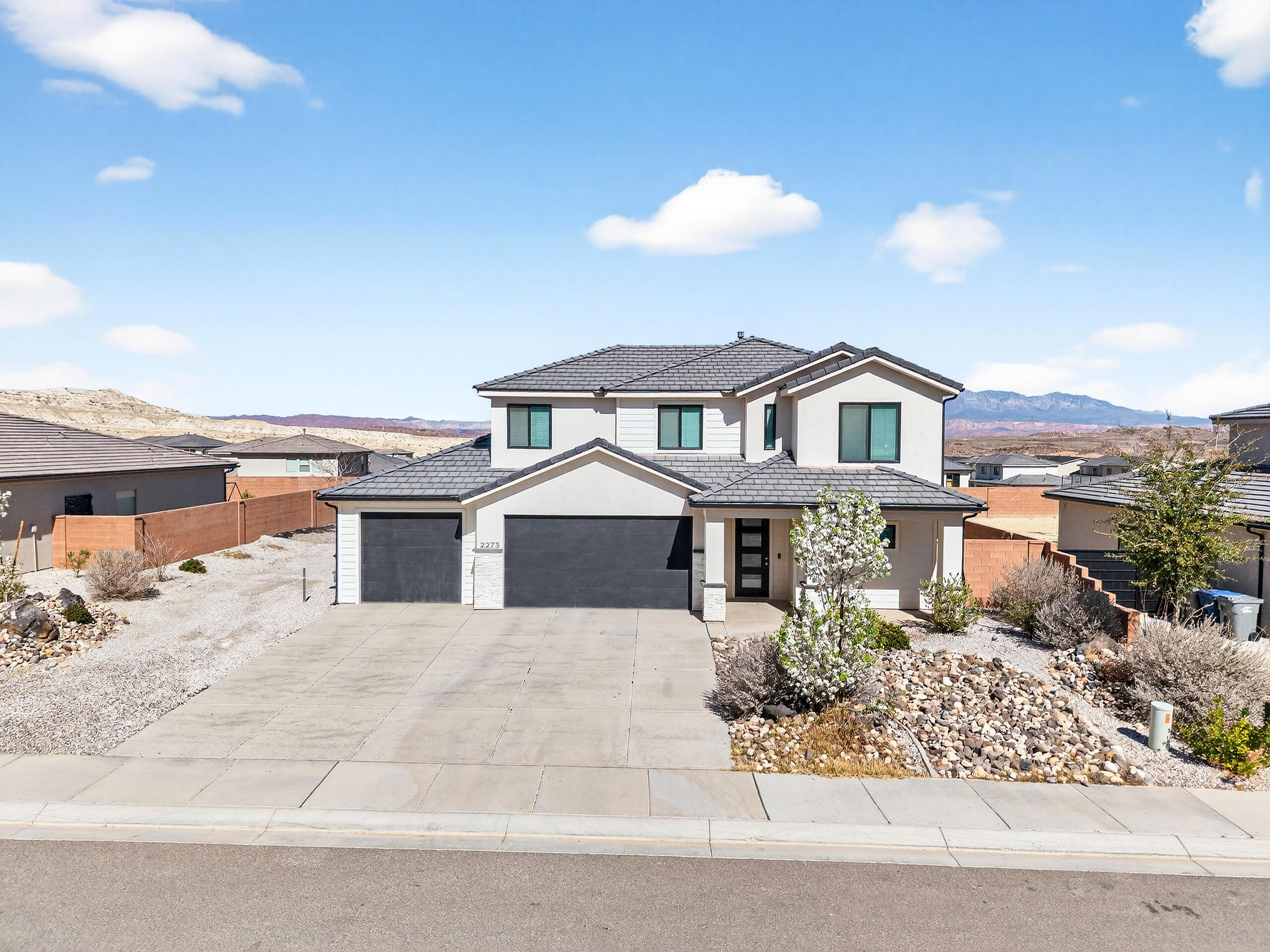 SAGE CANYON - Residential