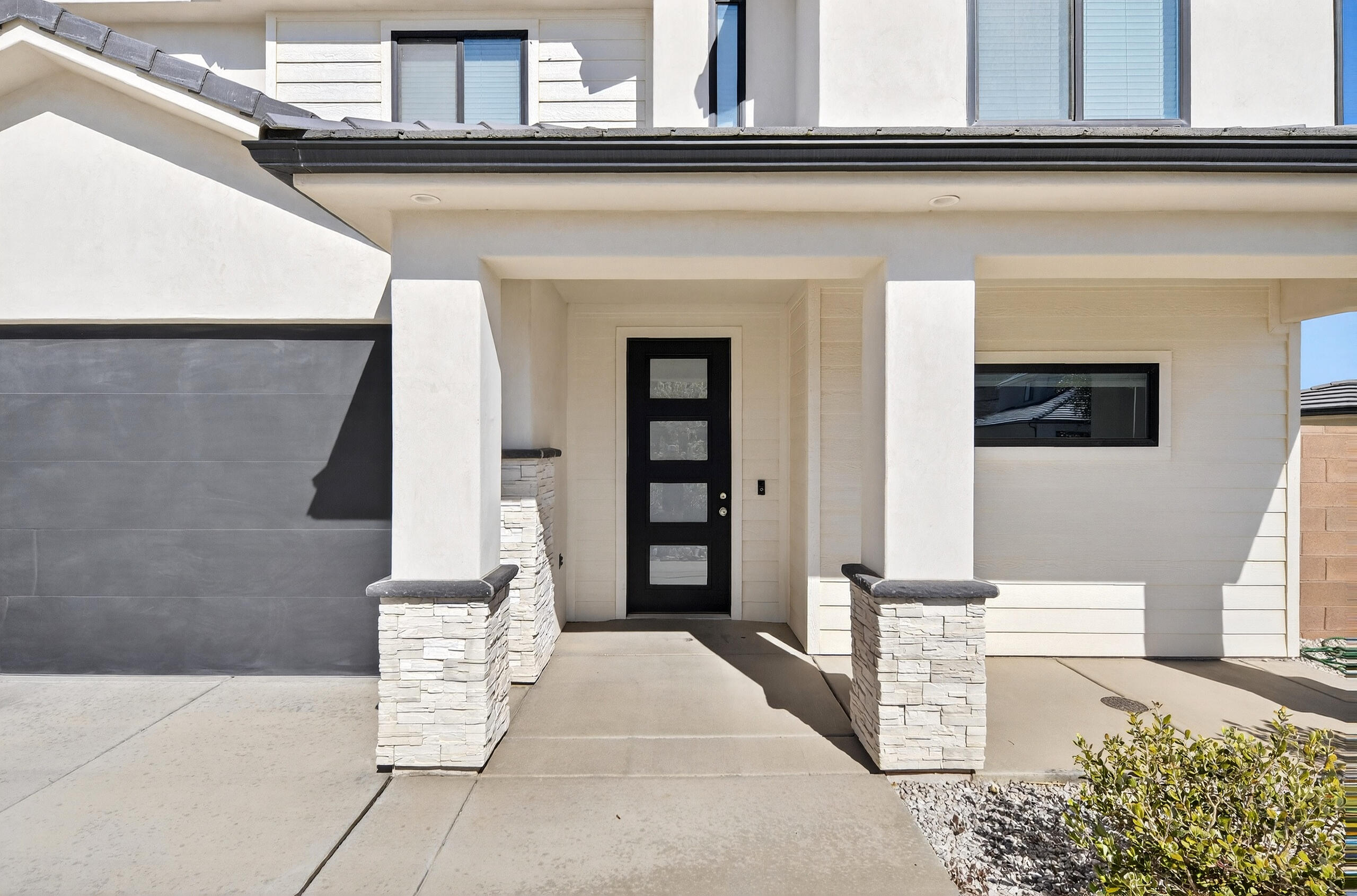 SAGE CANYON - Residential