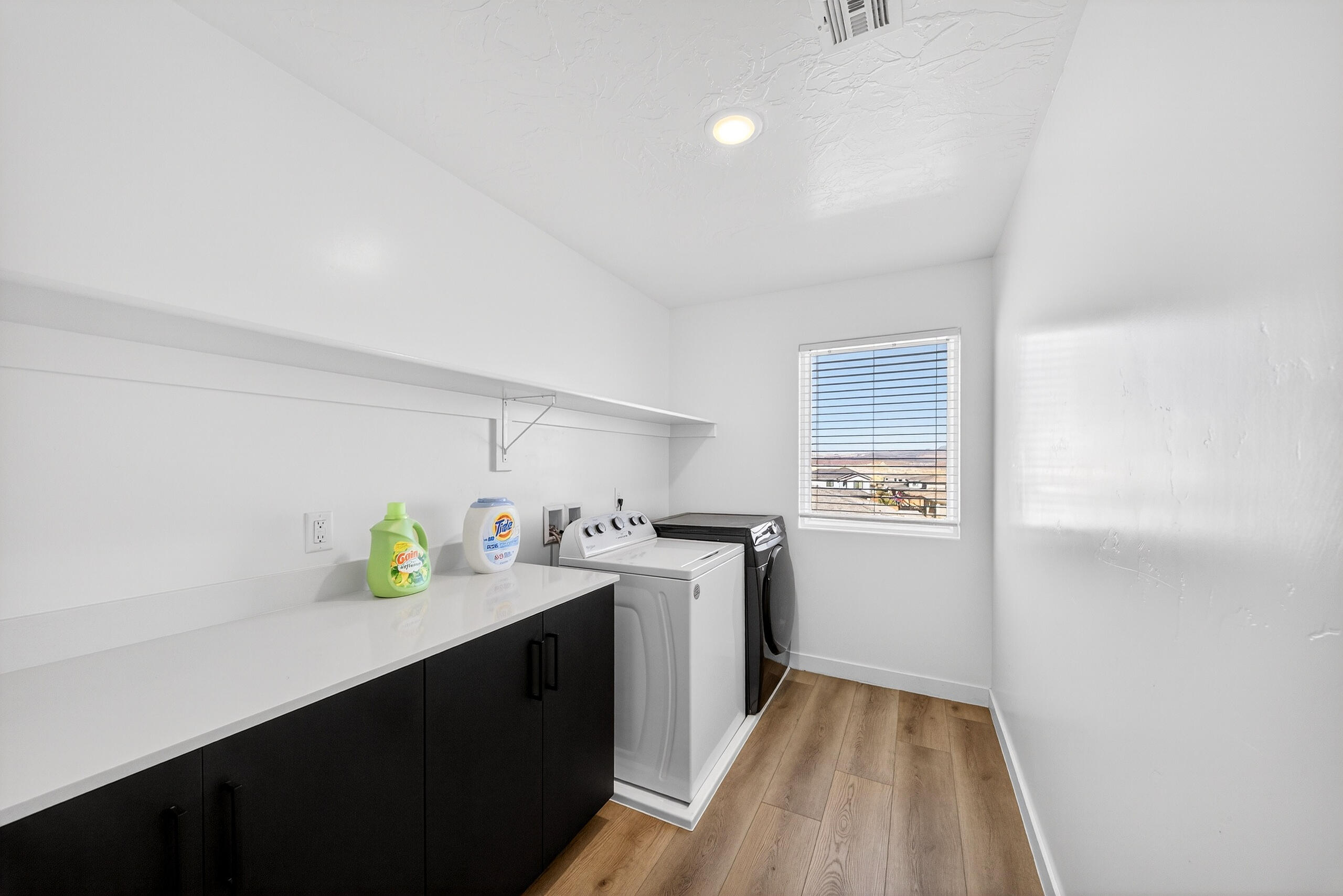 SAGE CANYON - Residential