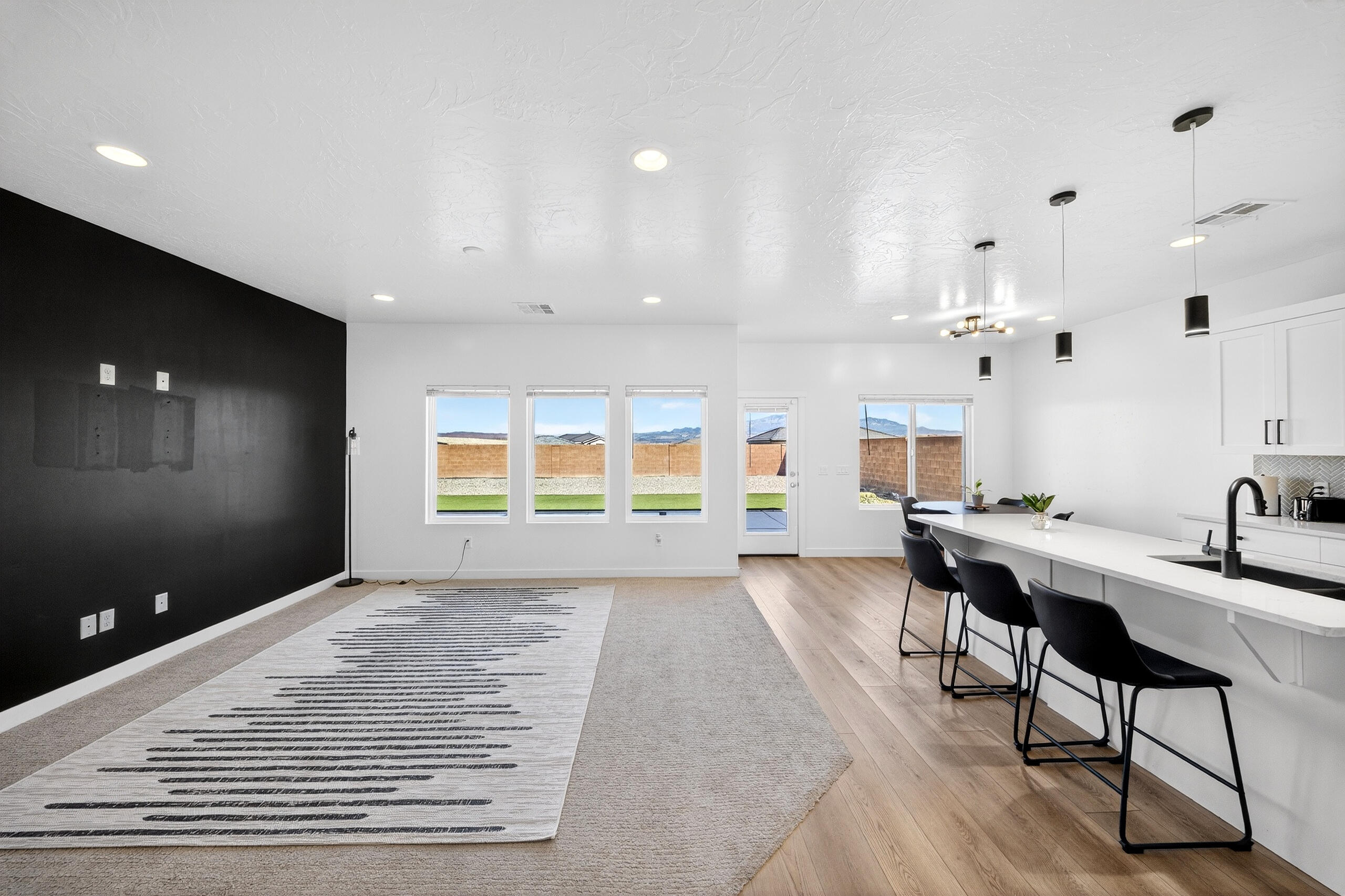 SAGE CANYON - Residential