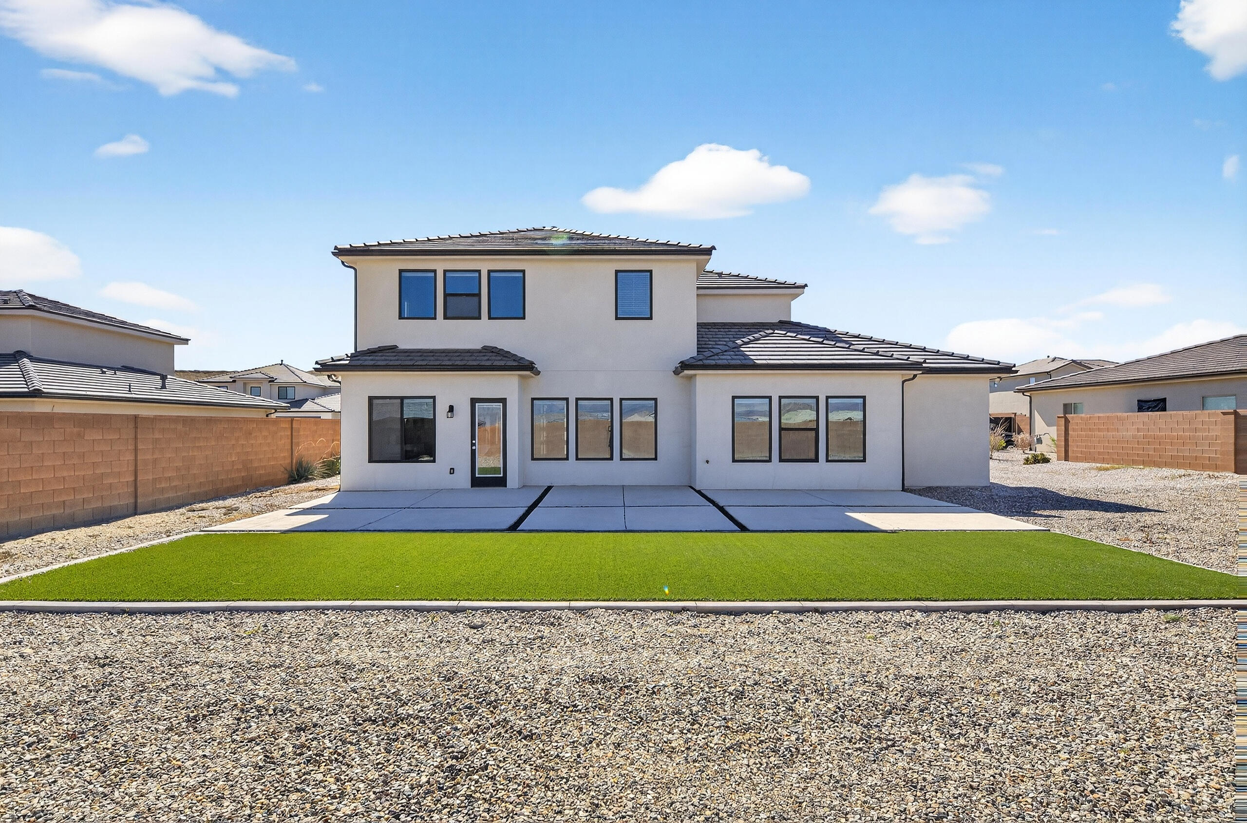 SAGE CANYON - Residential