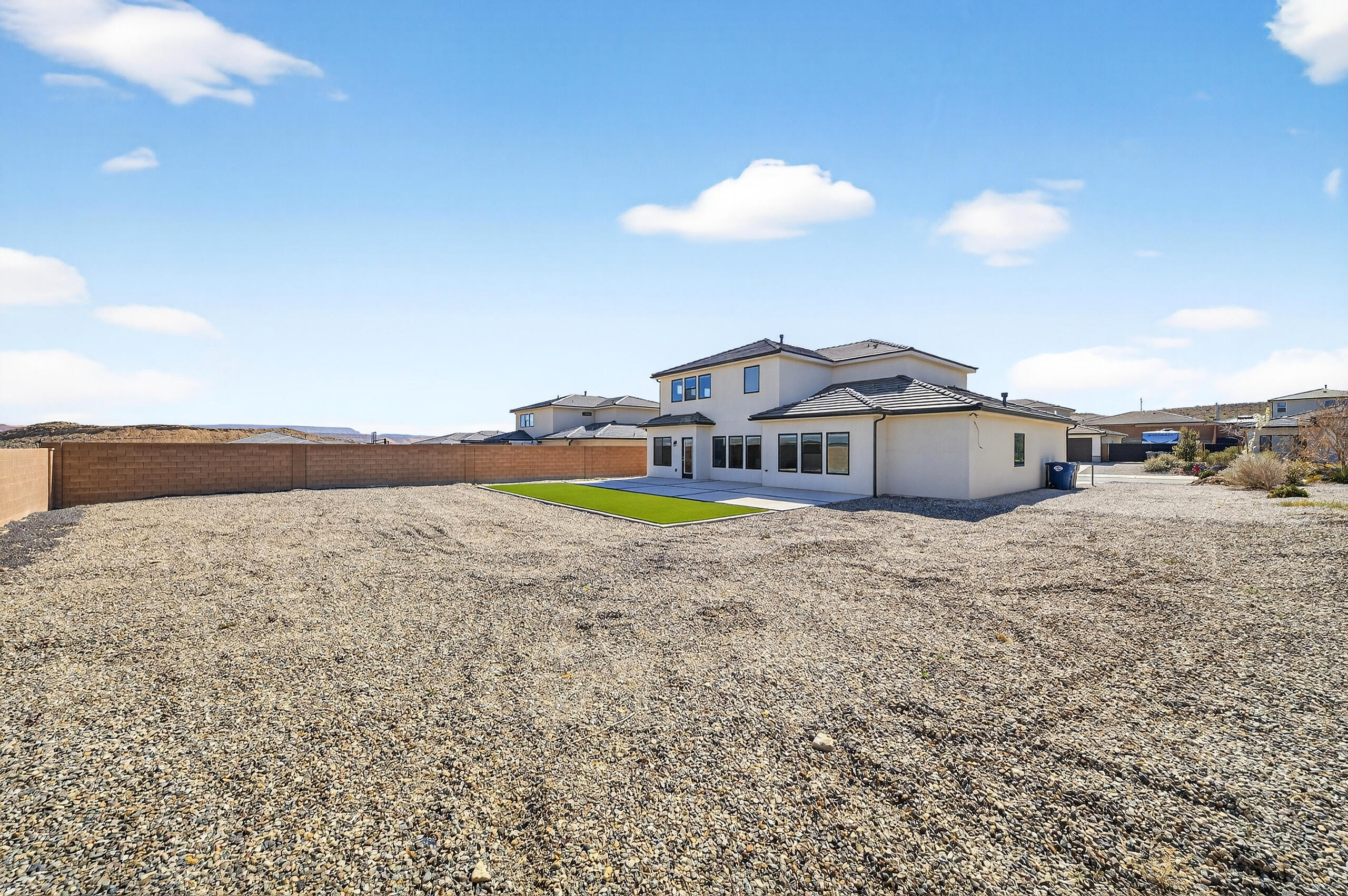 SAGE CANYON - Residential