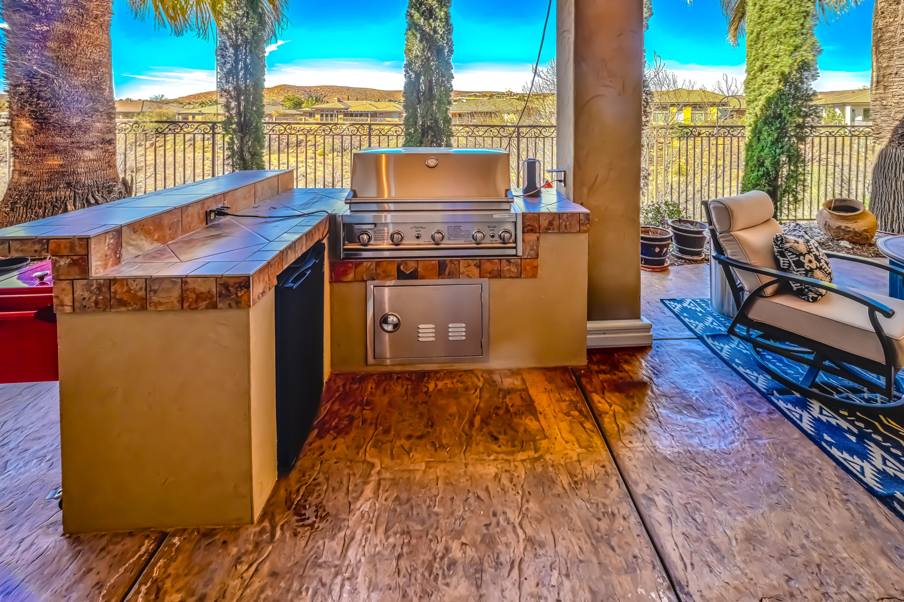 SILVERSTONE AT GREEN SPRINGS - Residential