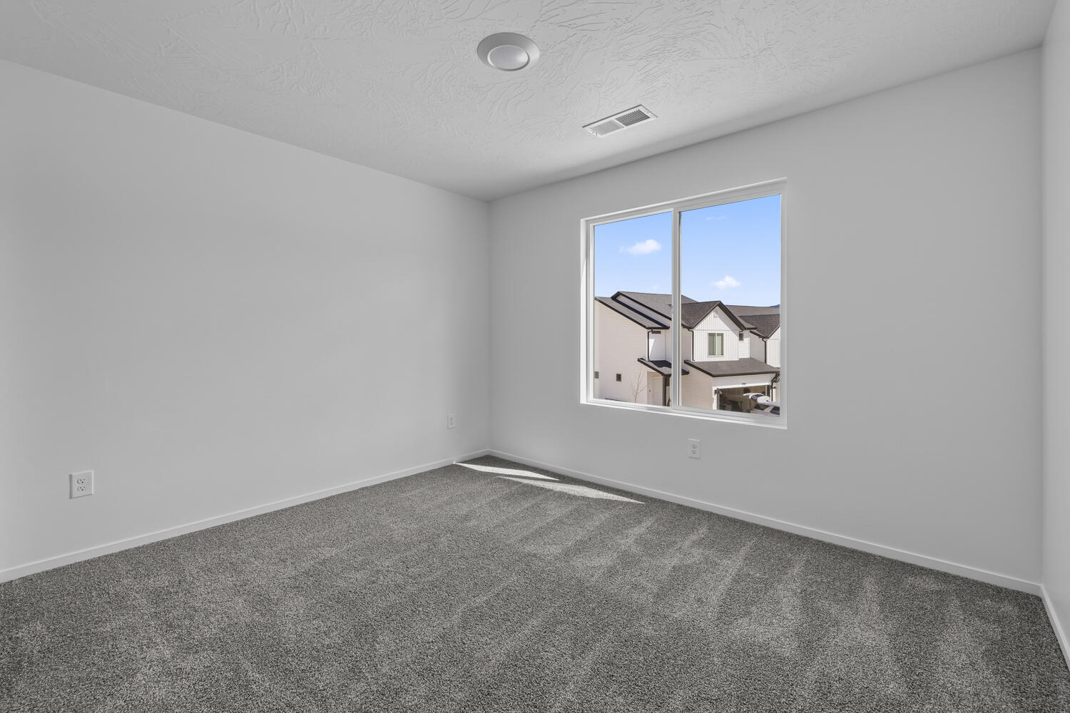 LAVENDER CANYON AT LONG VALLEY - Residential