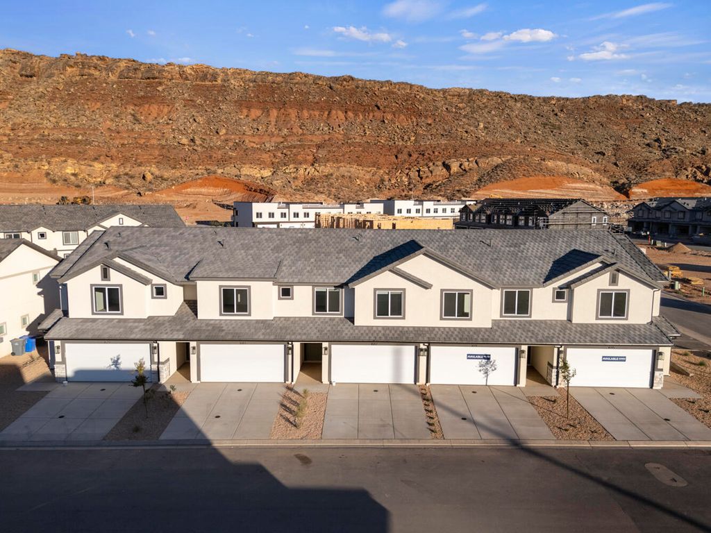 Photo of 2183 S Wolverine Way 2453 #2453, Washington, UT 84780 (MLS # 26-269882)