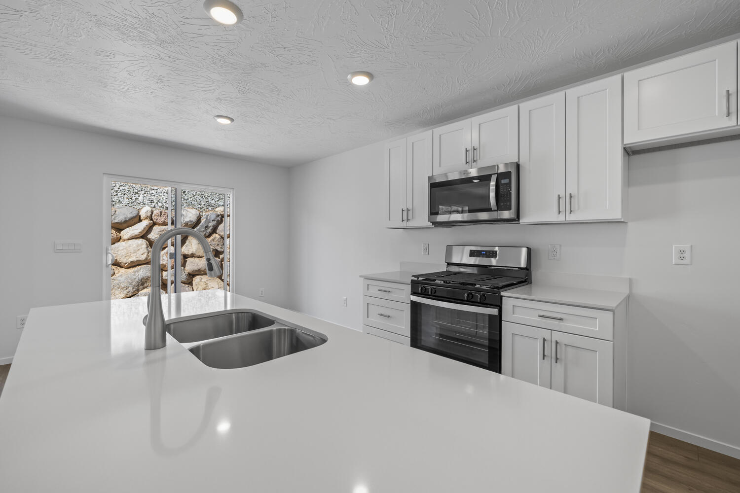 LAVENDER CANYON AT LONG VALLEY - Residential