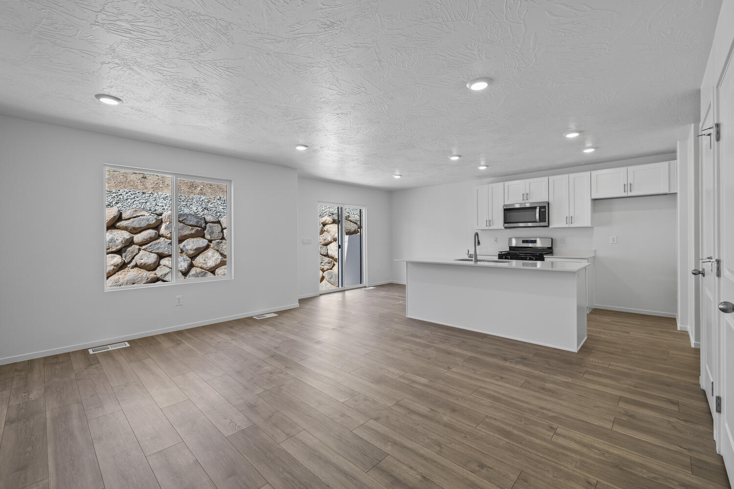 LAVENDER CANYON AT LONG VALLEY - Residential